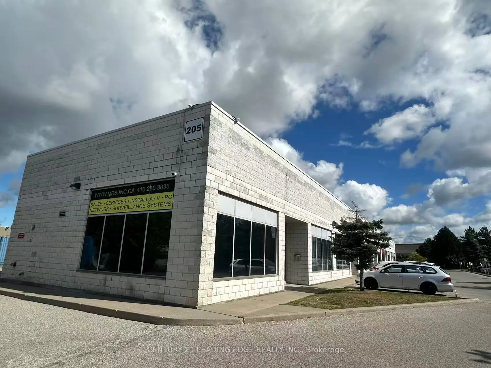205 Clayton Drive, #10
