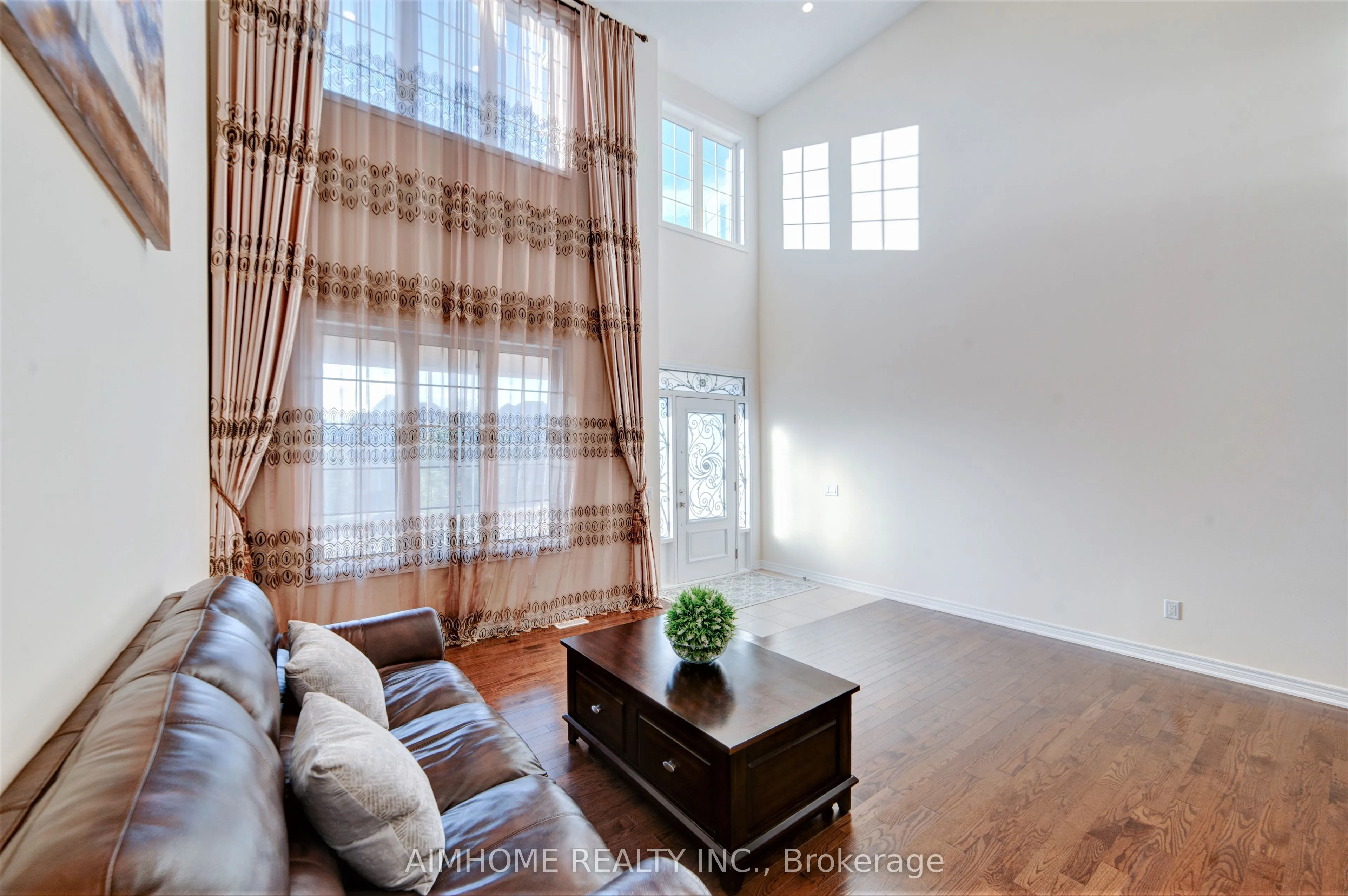 28 Countrywide Court