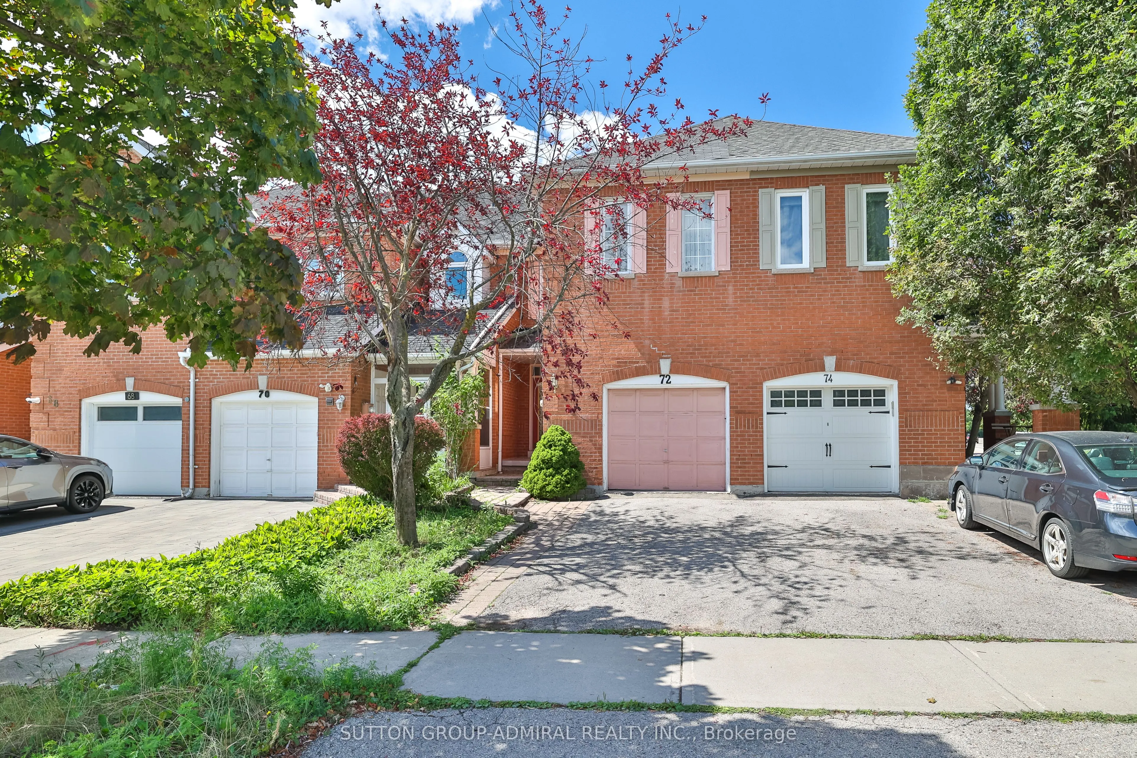 72 Addison Street W