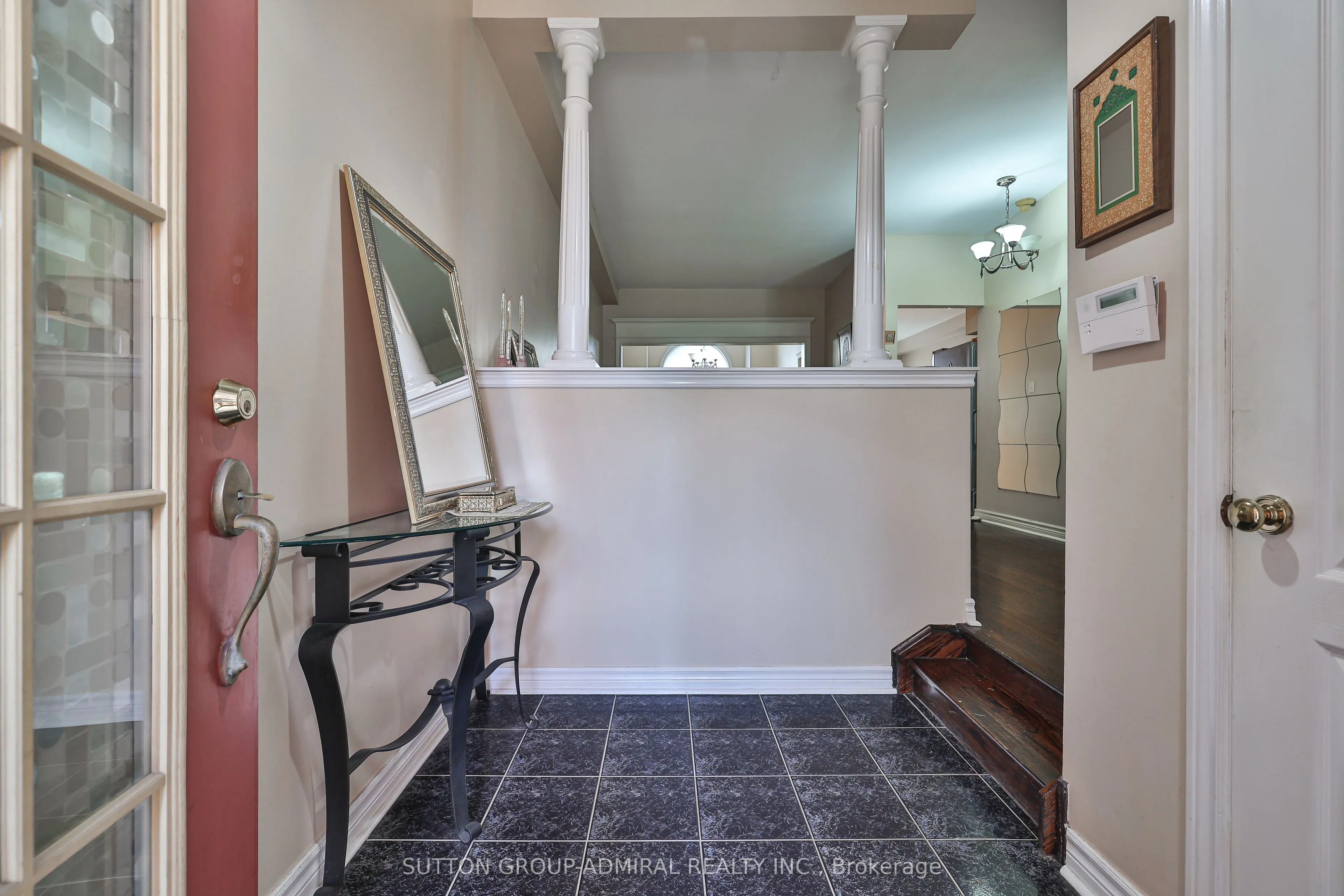72 Addison Street W