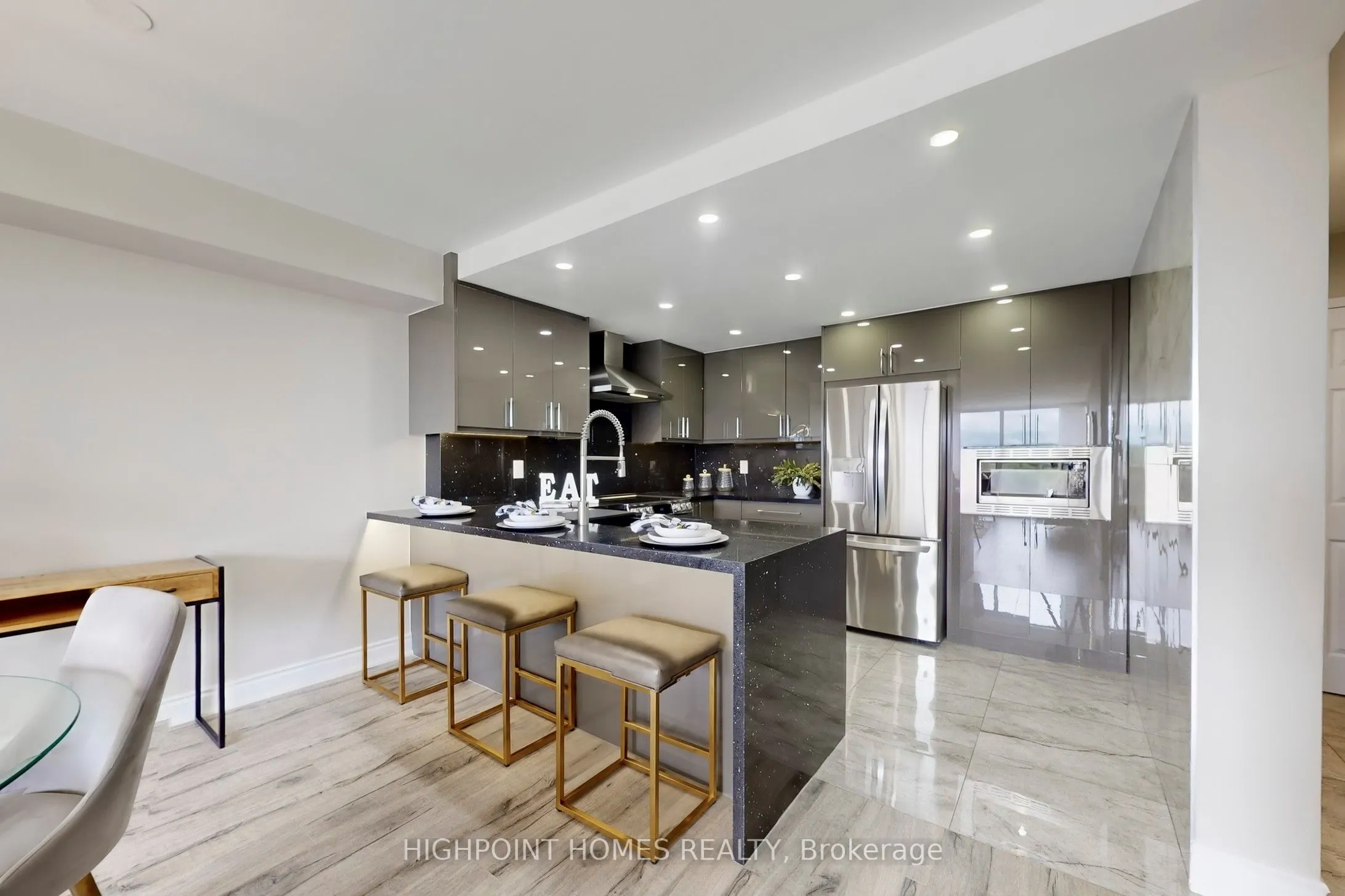 175 Cedar Avenue, ##714