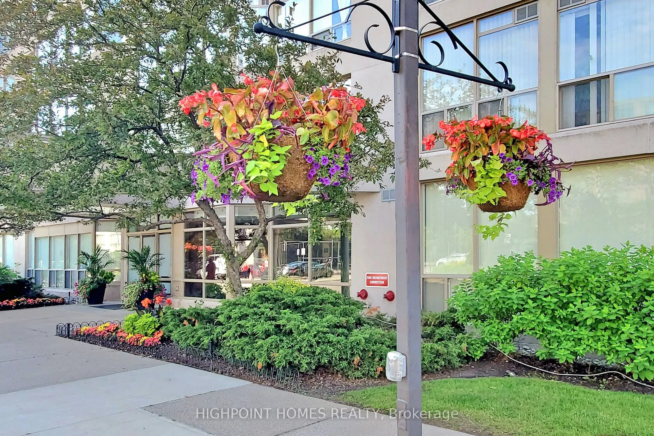 175 Cedar Avenue, ##714