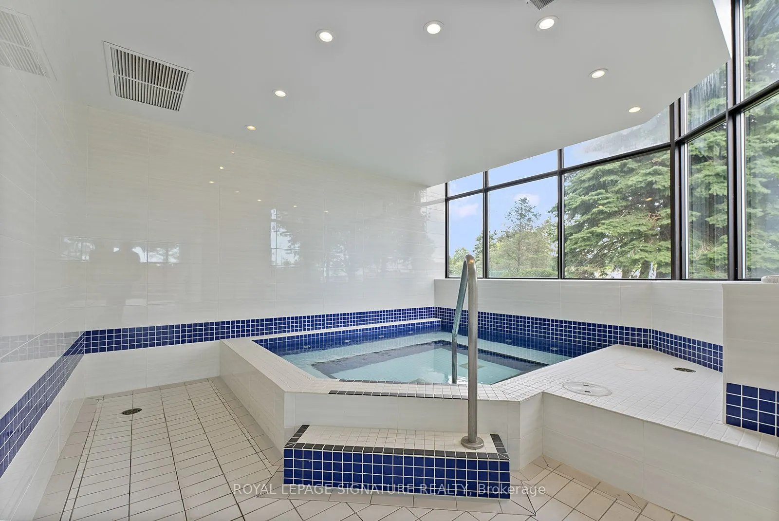 25 Austin Drive, #524