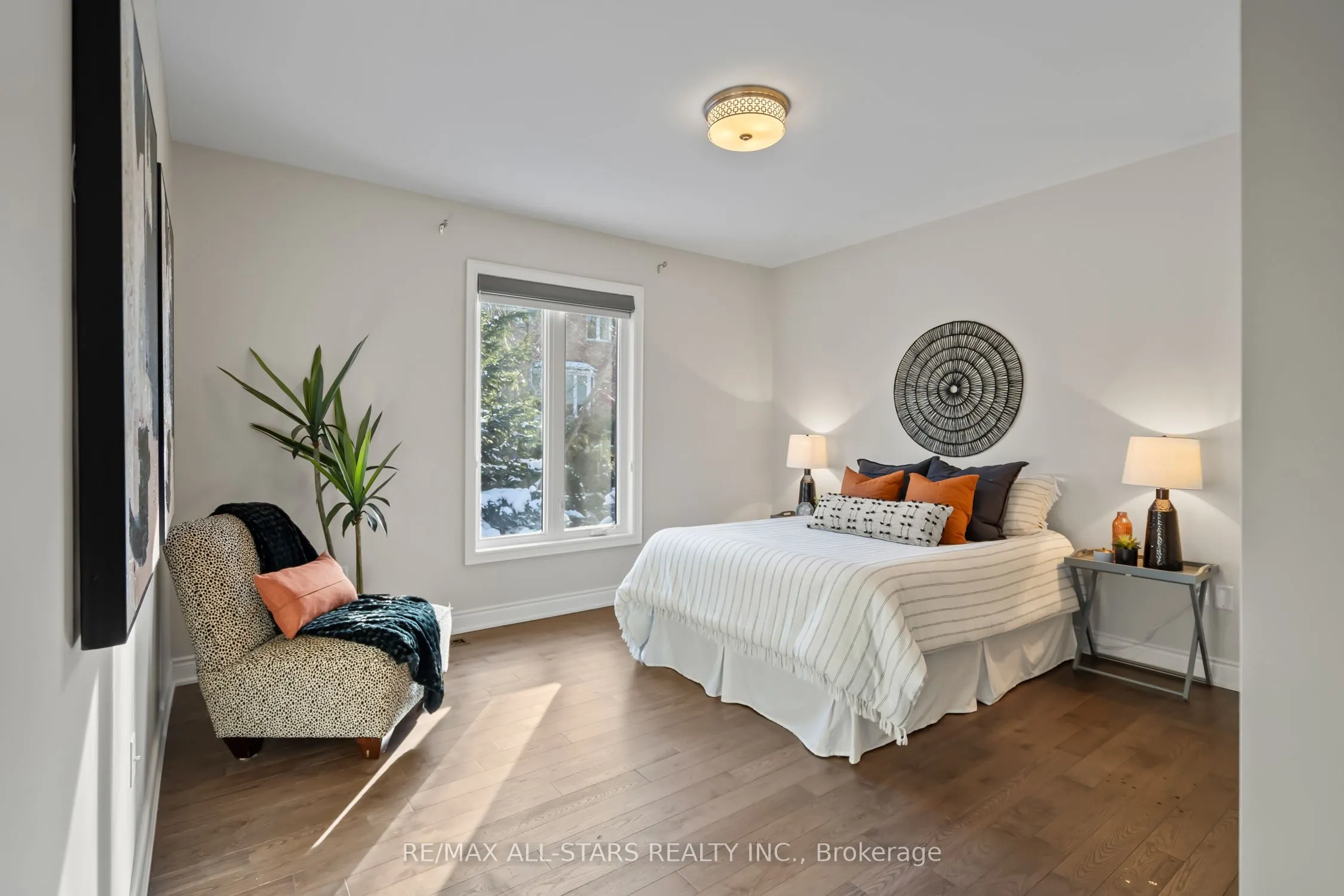 7 Os James Hunt Court