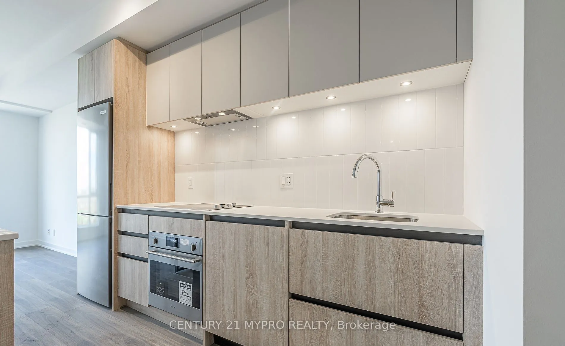 7950 Bathurst Street, #B2205