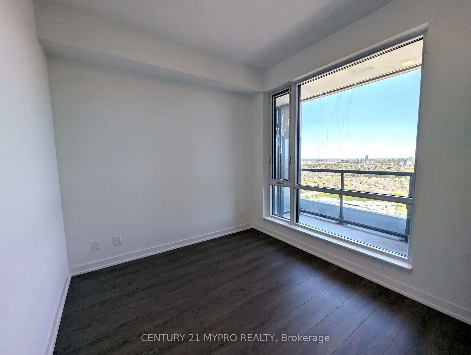 7950 Bathurst Street, #B2205