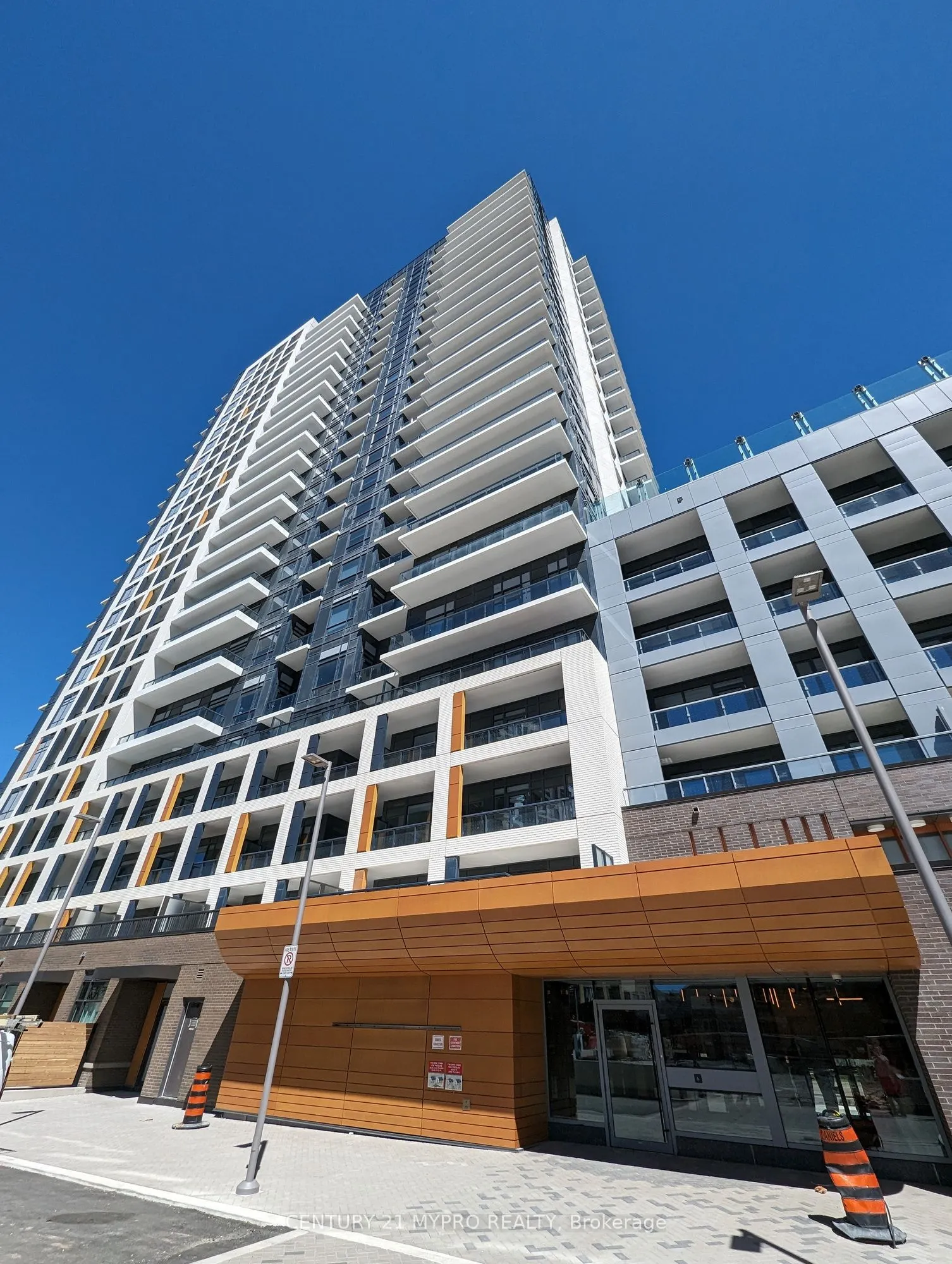 7950 Bathurst Street, #B2205