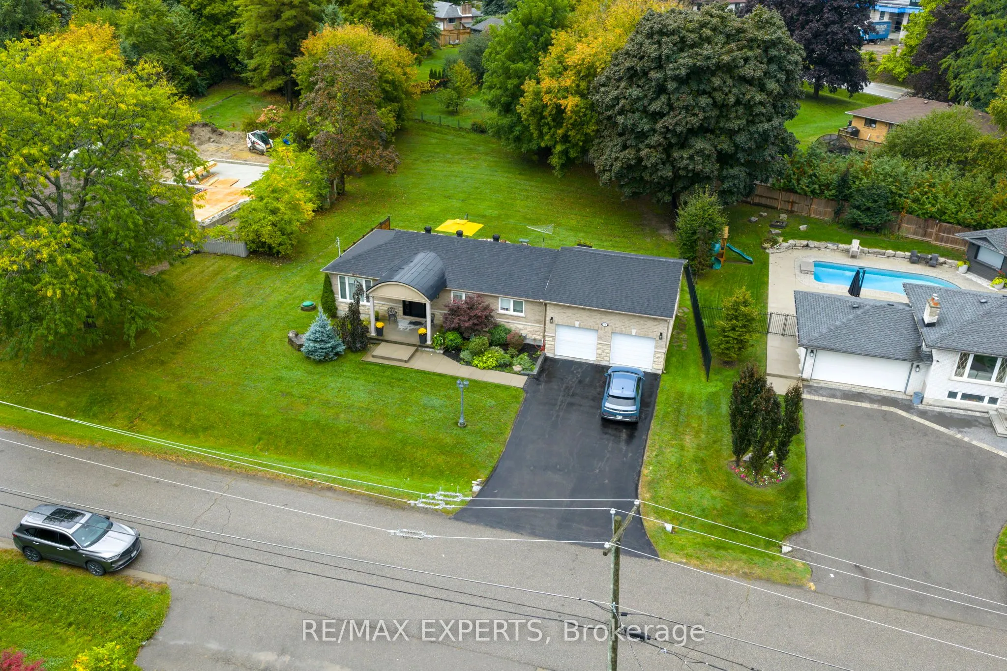 76 Bachley Crescent
