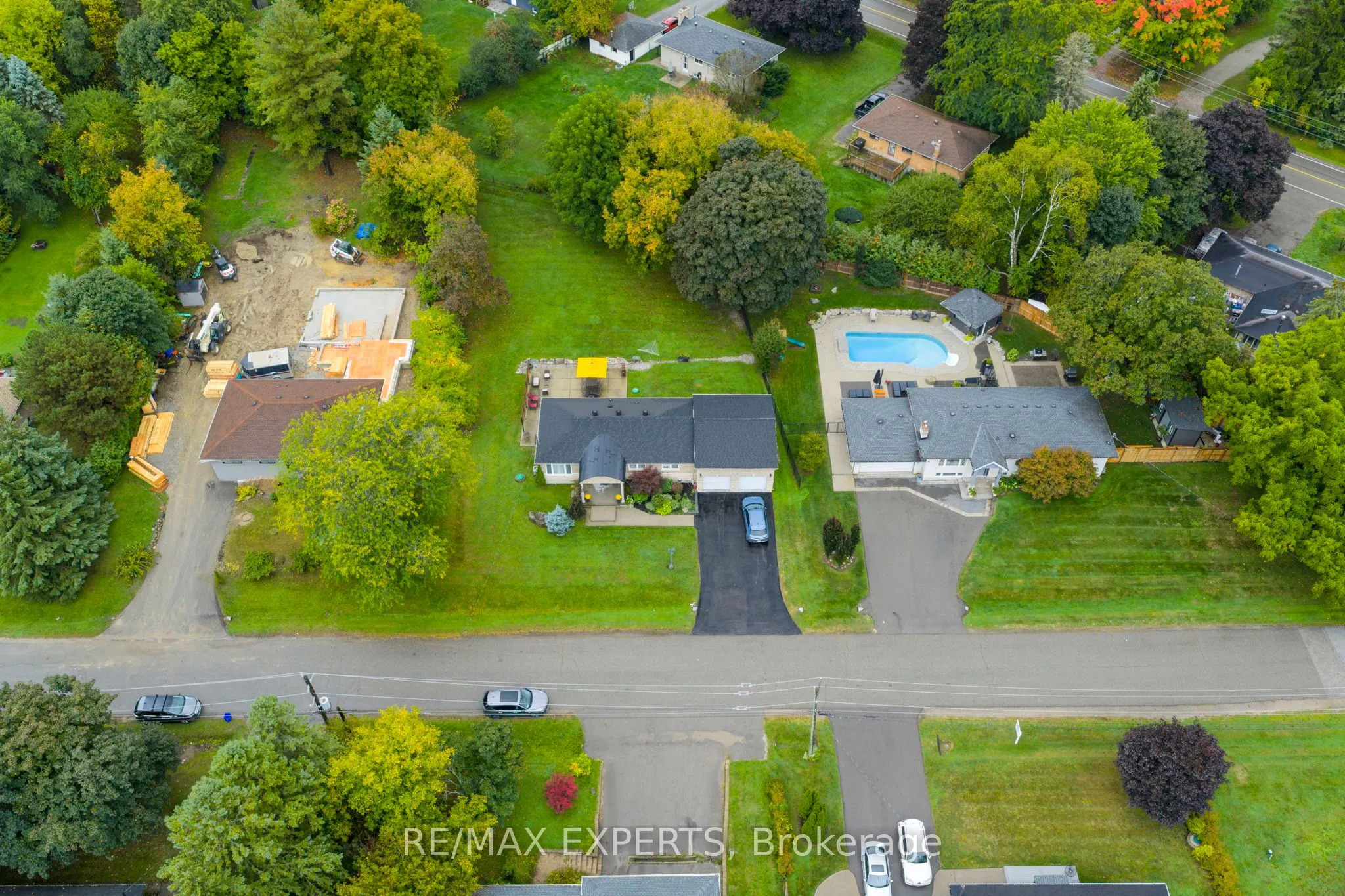 76 Bachley Crescent