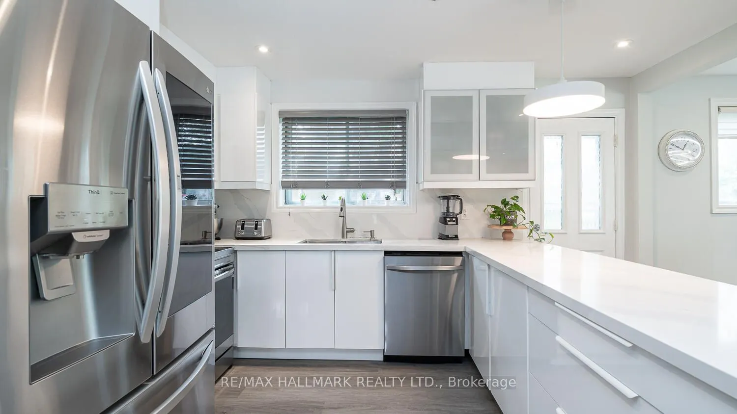 11 Seaton Drive