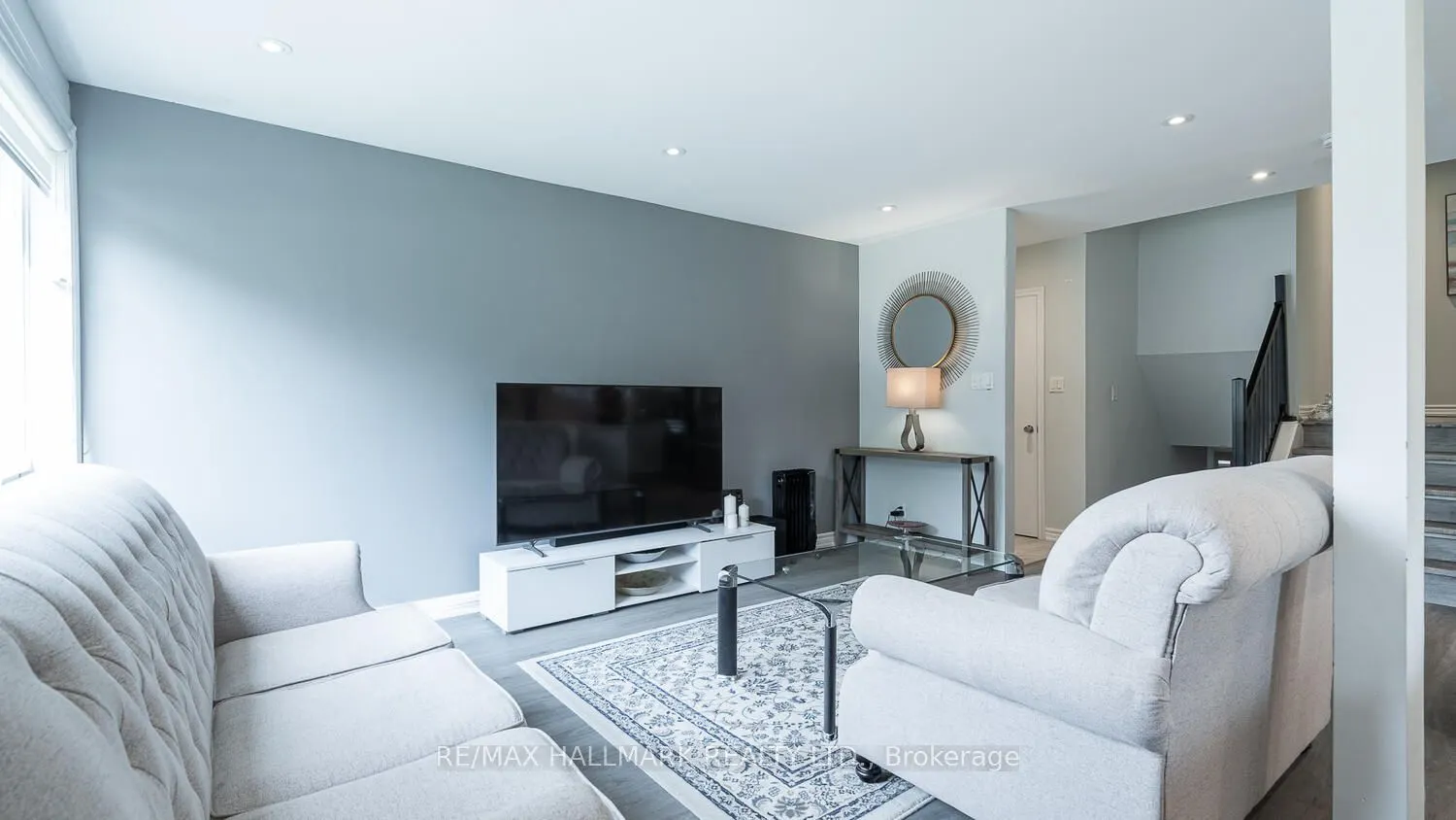 11 Seaton Drive