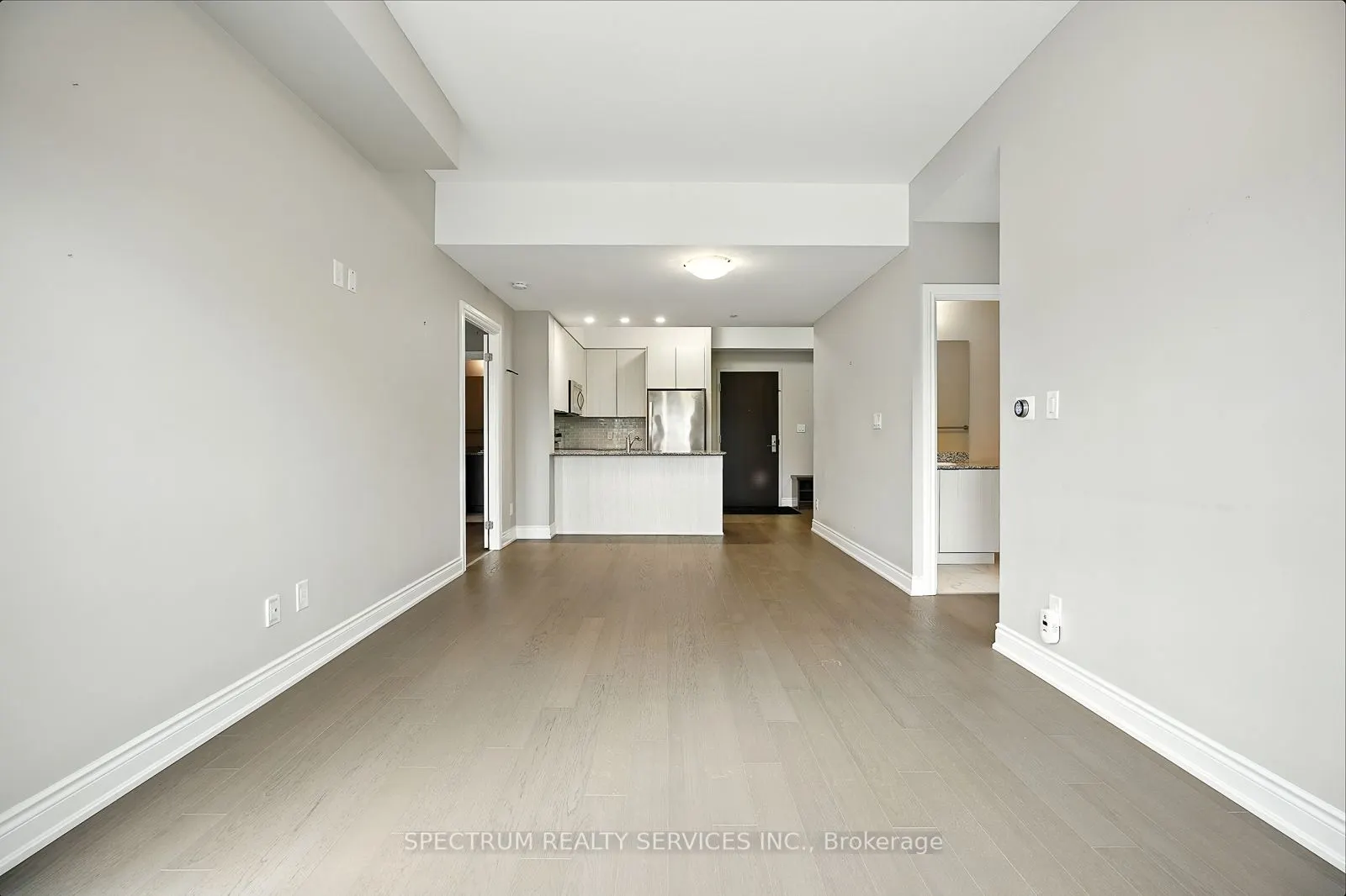 86 Woodbridge Avenue, #411