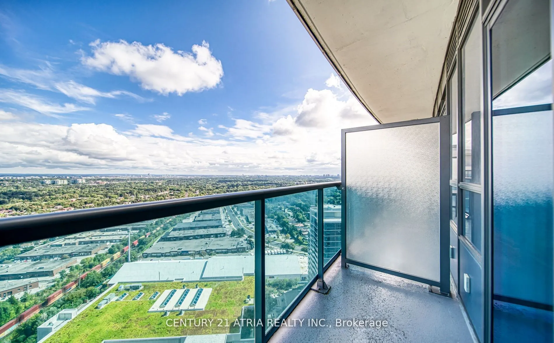 7171 Yonge Street, #2706