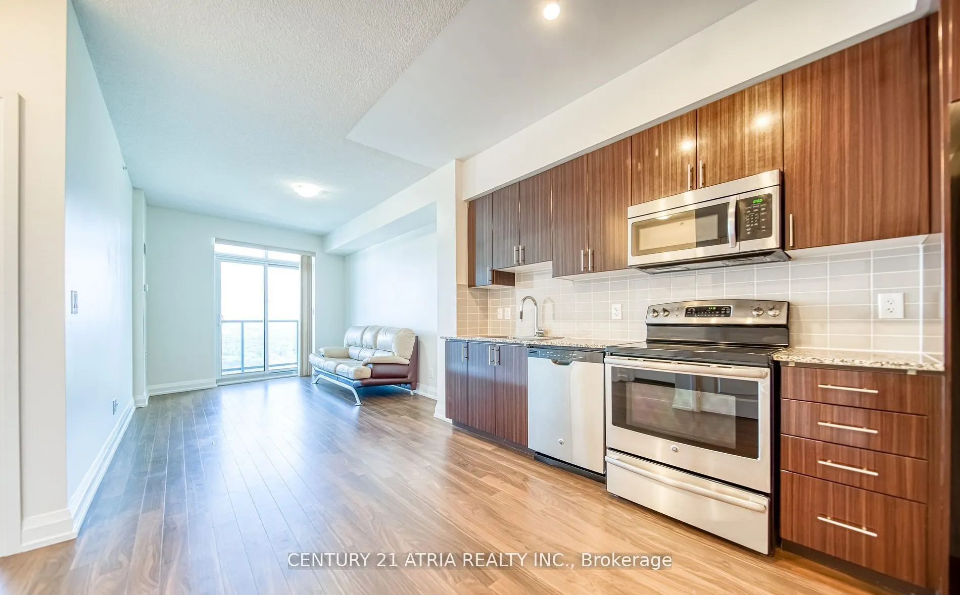 7171 Yonge Street, #2706