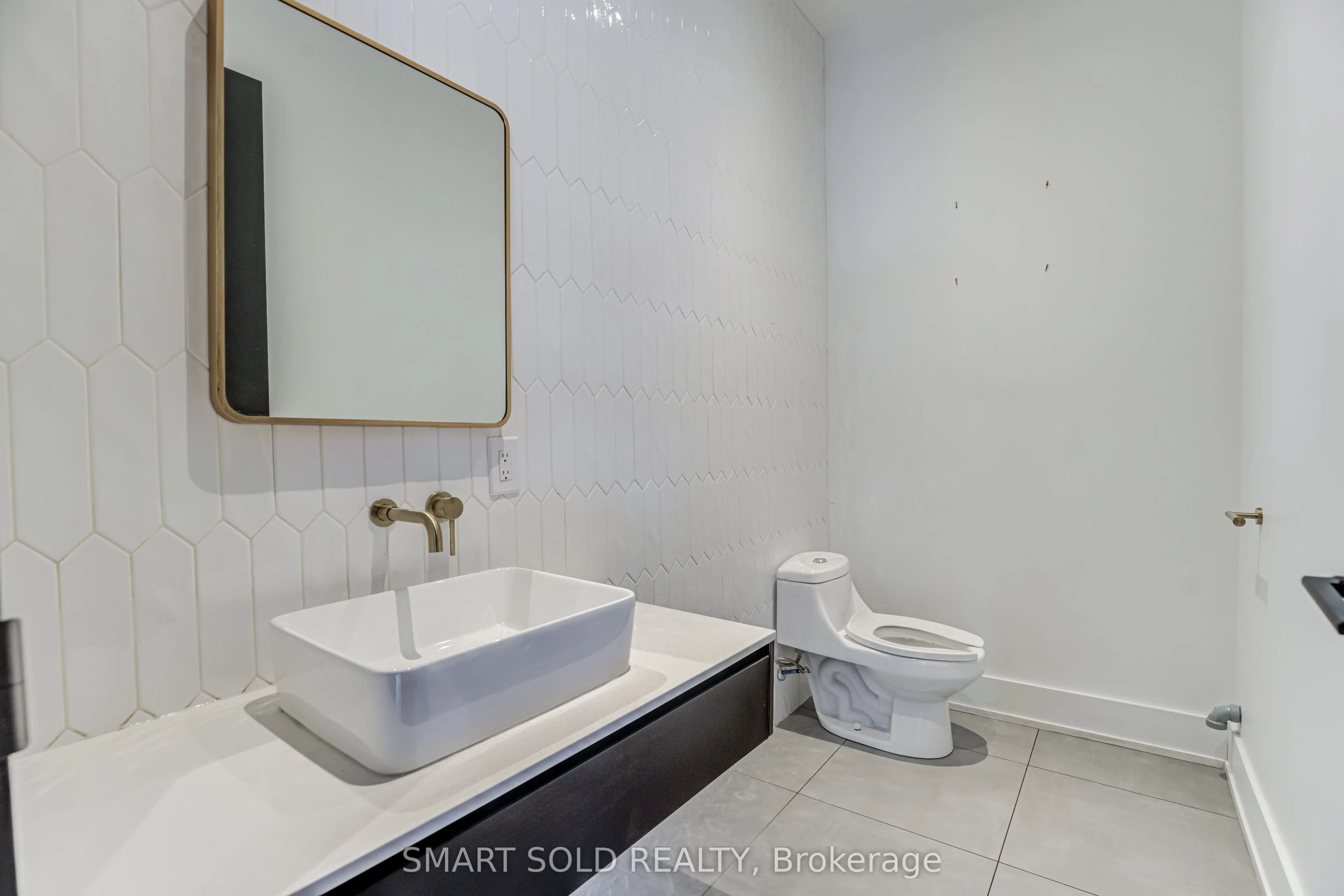 155 West Beaver Creek Road, #3,4