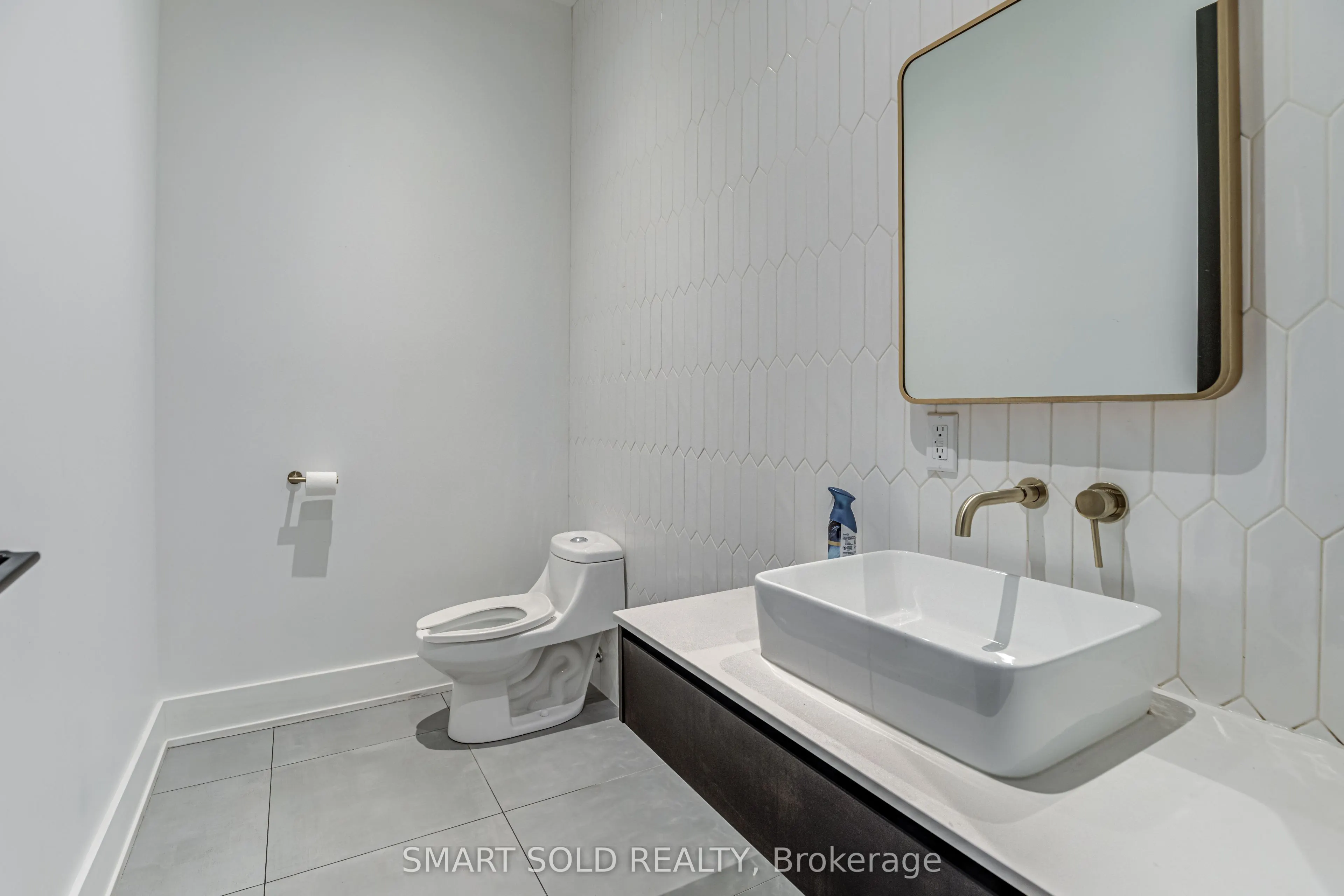 155 West Beaver Creek Road, #3,4