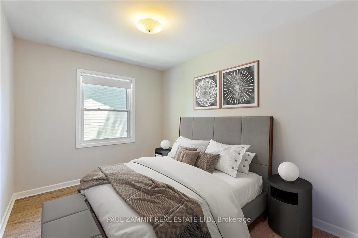 12 Brightbay Crescent