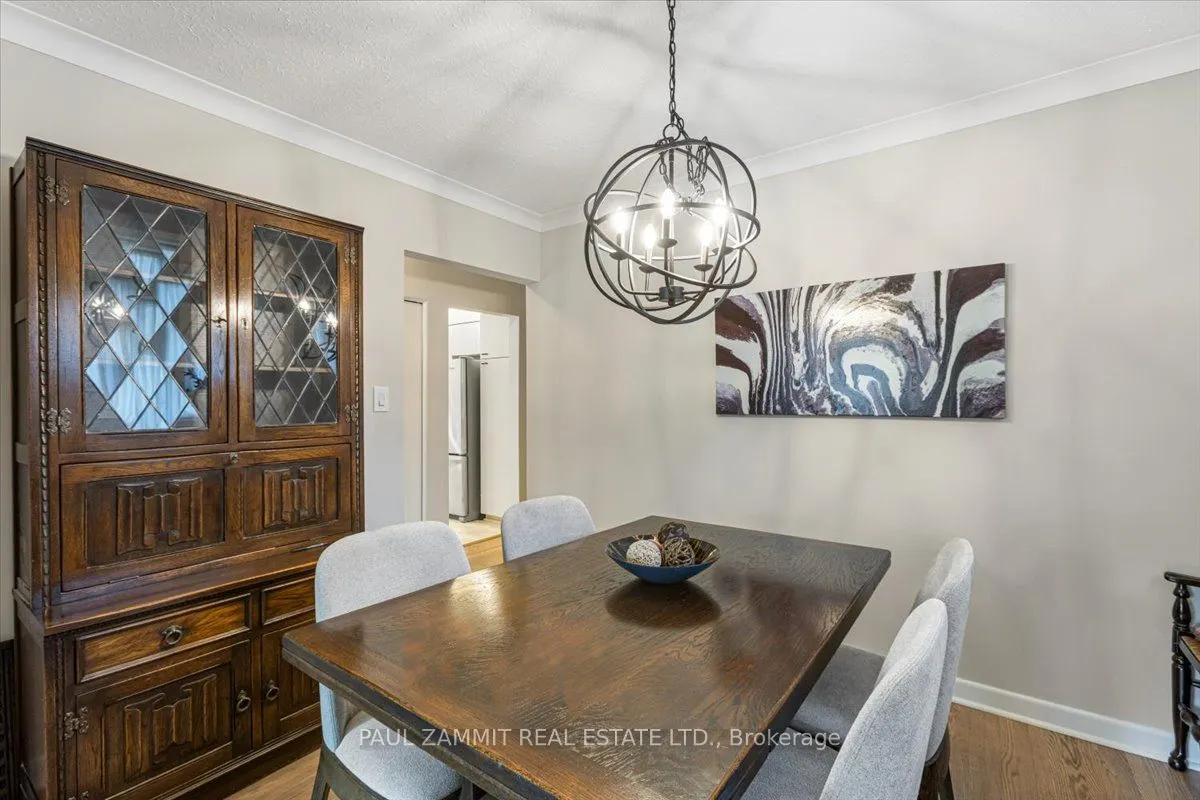 12 Brightbay Crescent