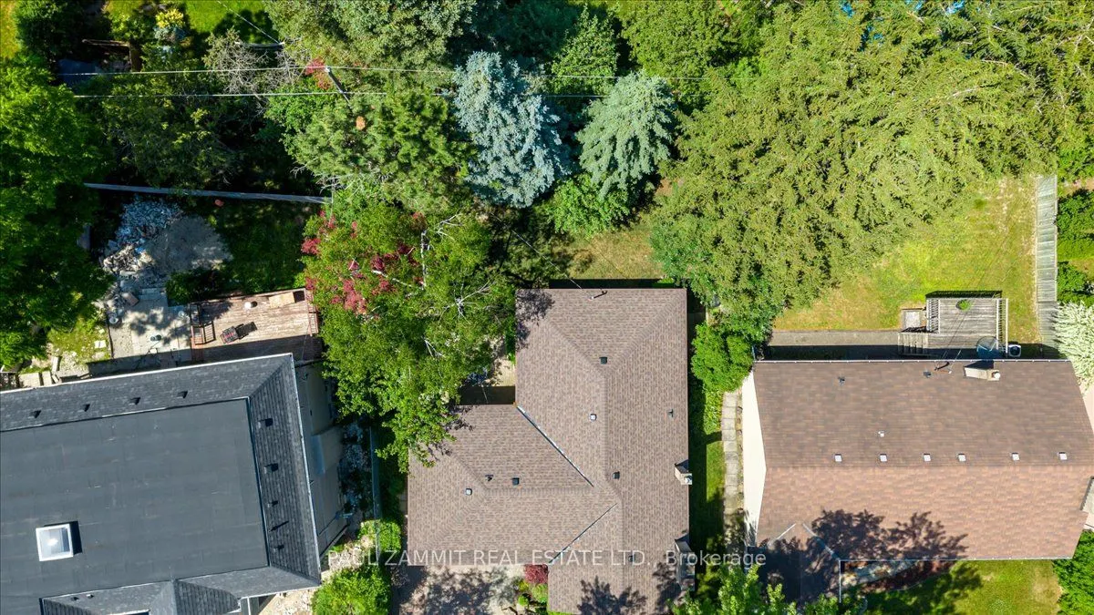 12 Brightbay Crescent