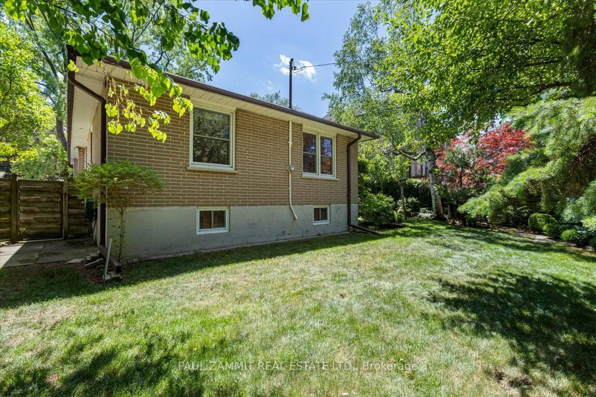 12 Brightbay Crescent