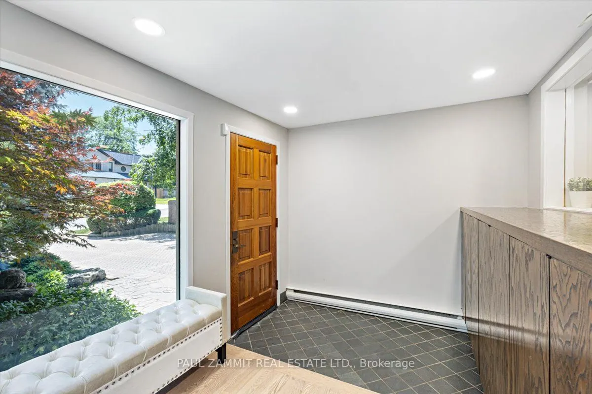 12 Brightbay Crescent