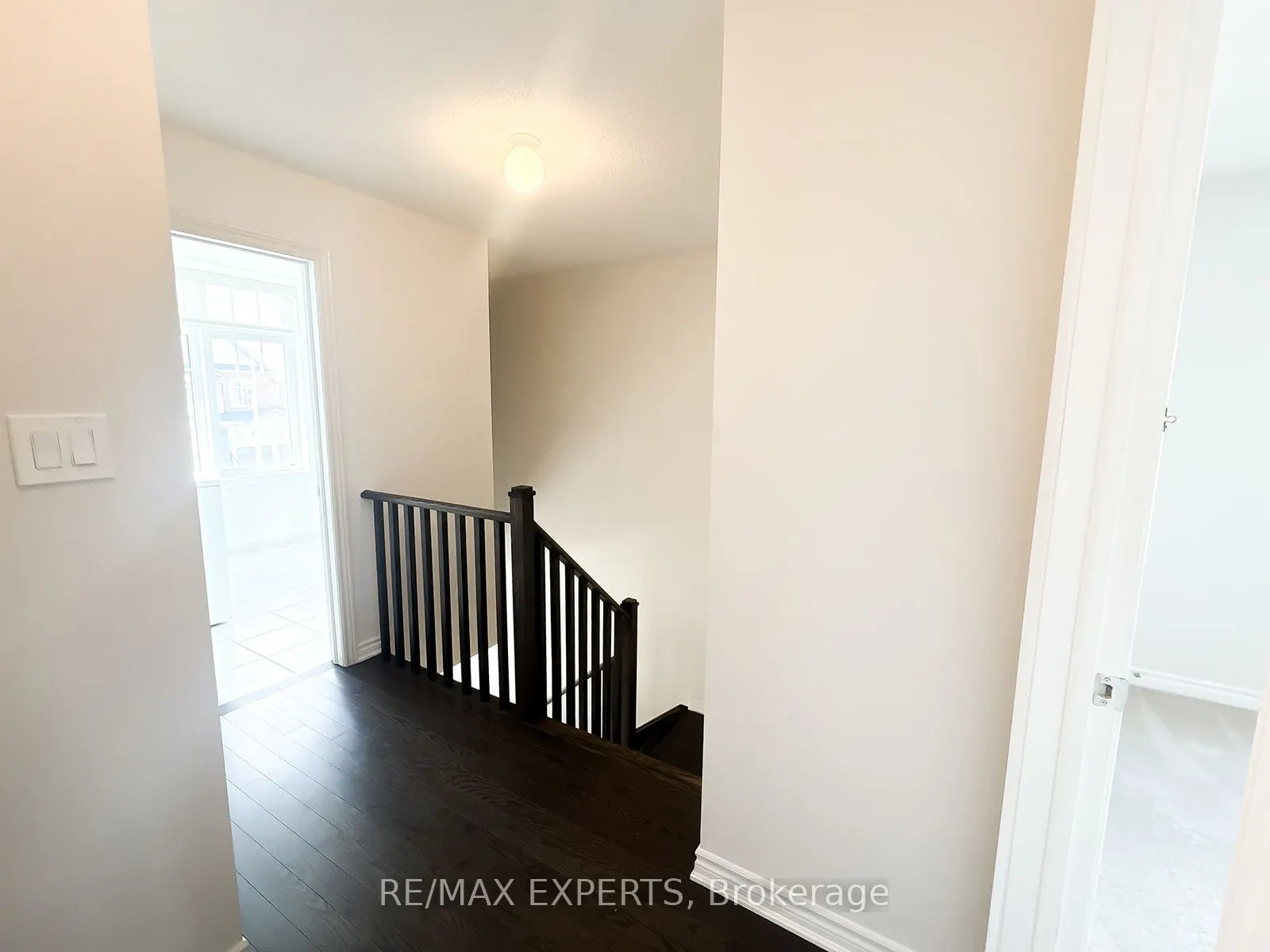 1426 Farrow Crescent