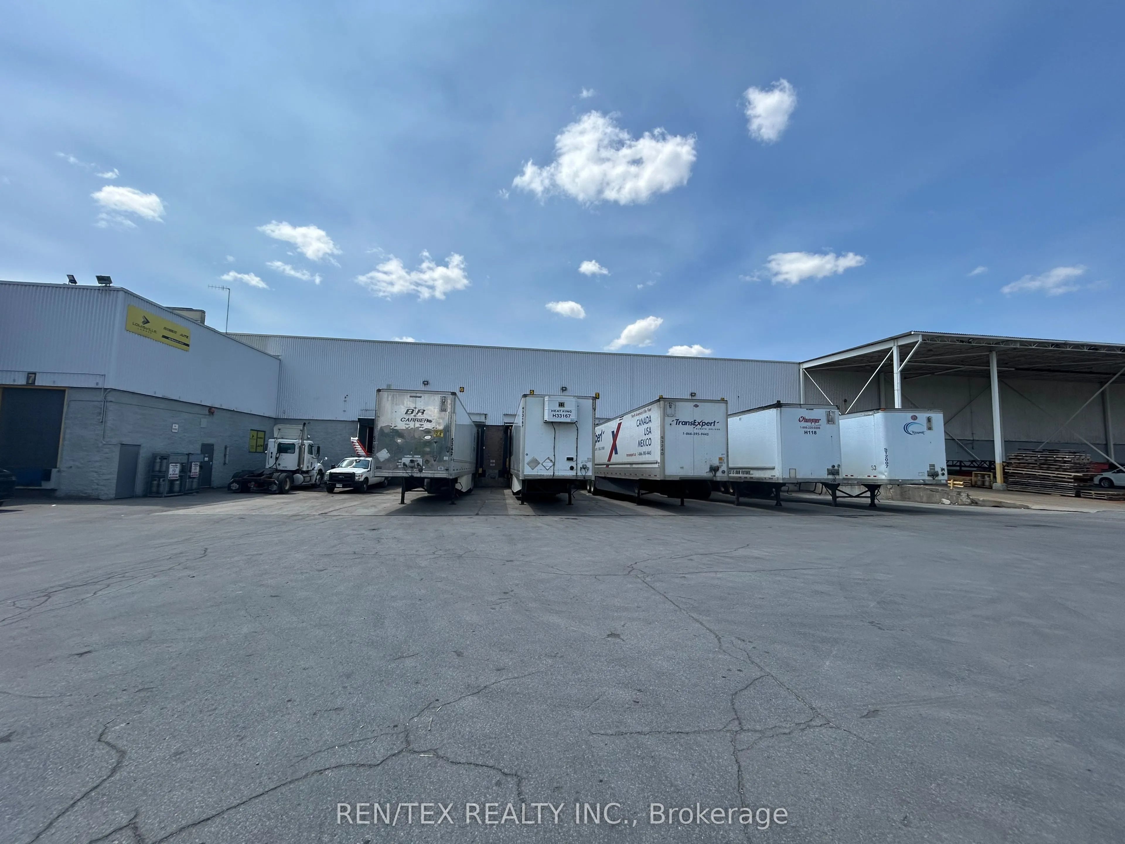 402 Mulock Drive, #2