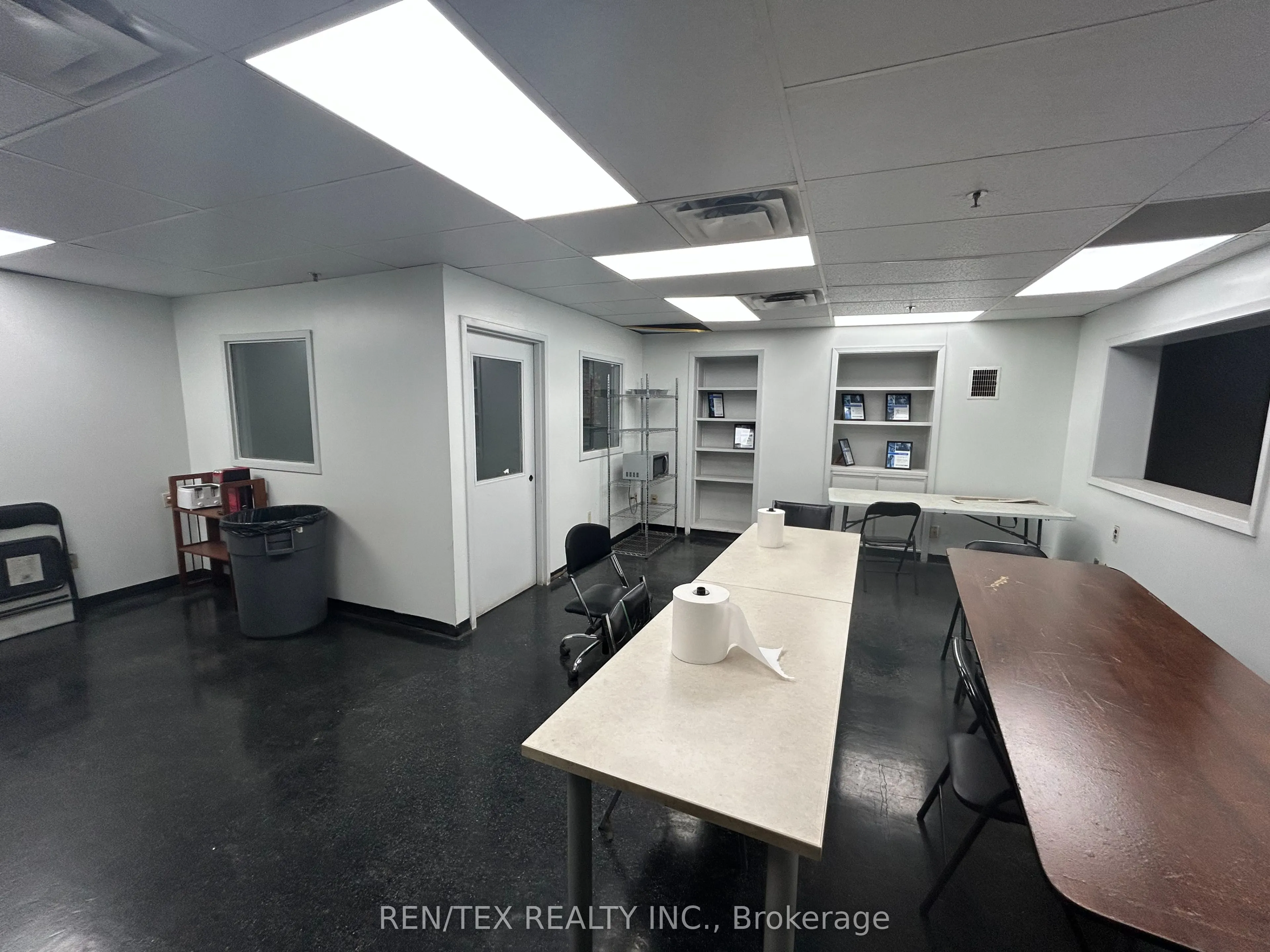 402 Mulock Drive, #2