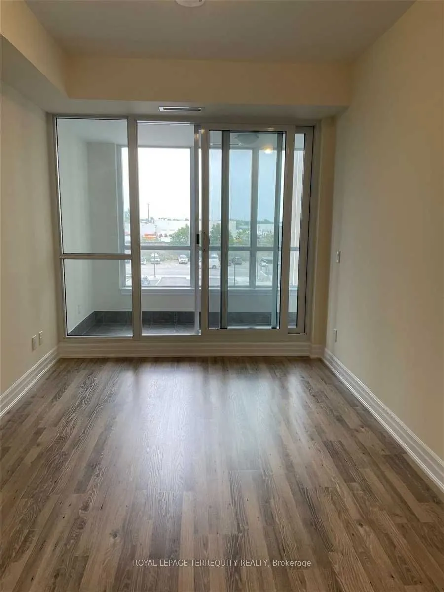 9075 Jane Street, #317