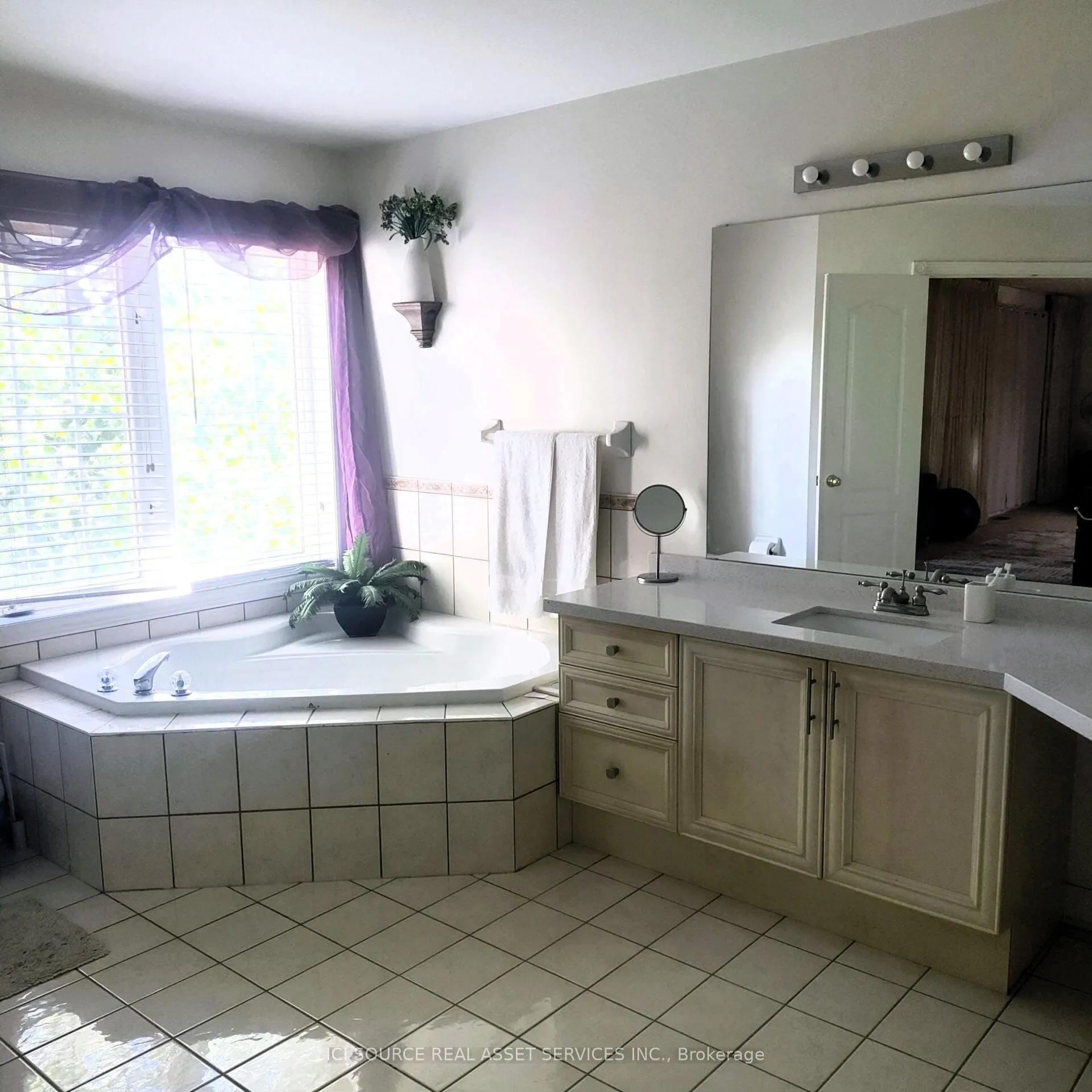 48 Brimwood Crescent