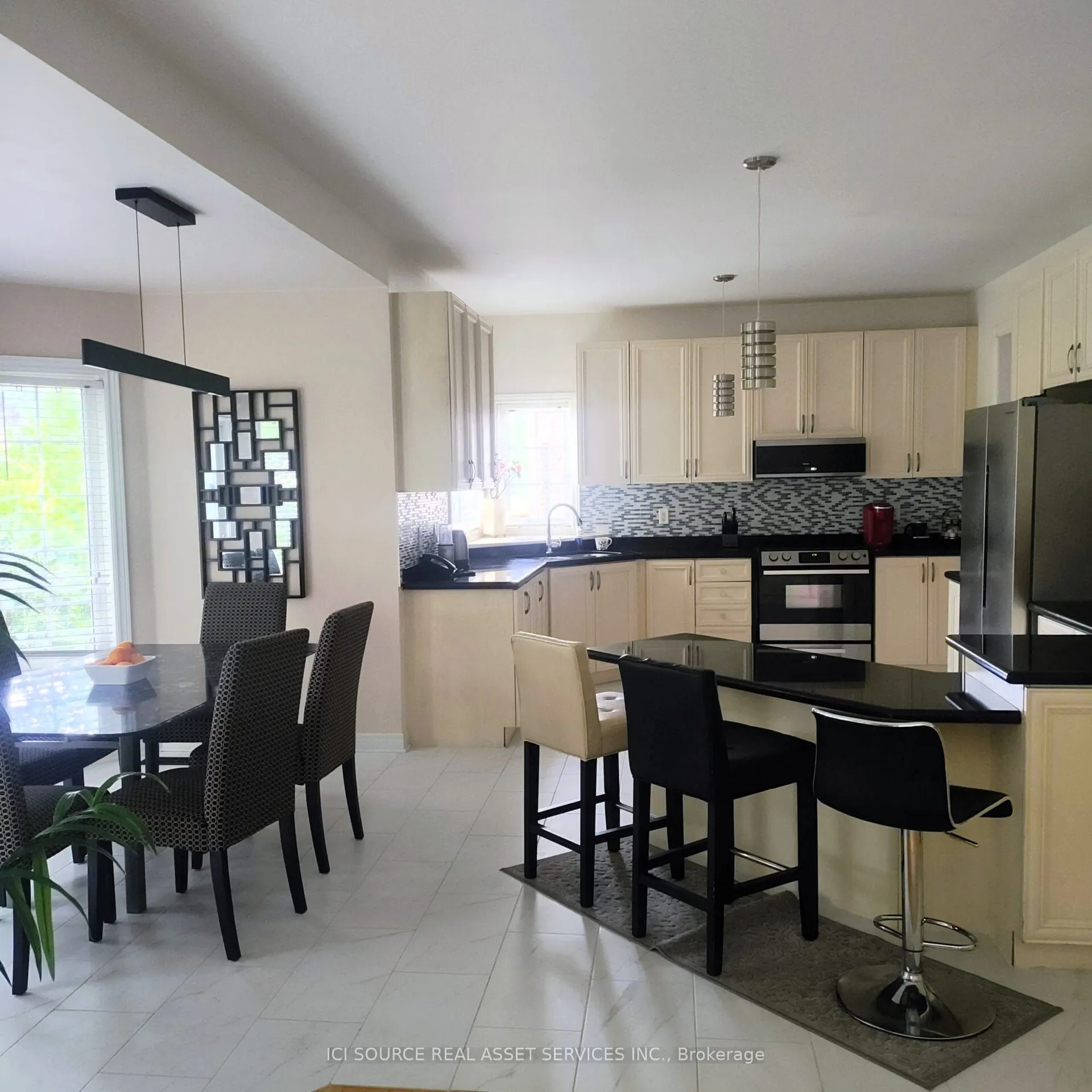 48 Brimwood Crescent