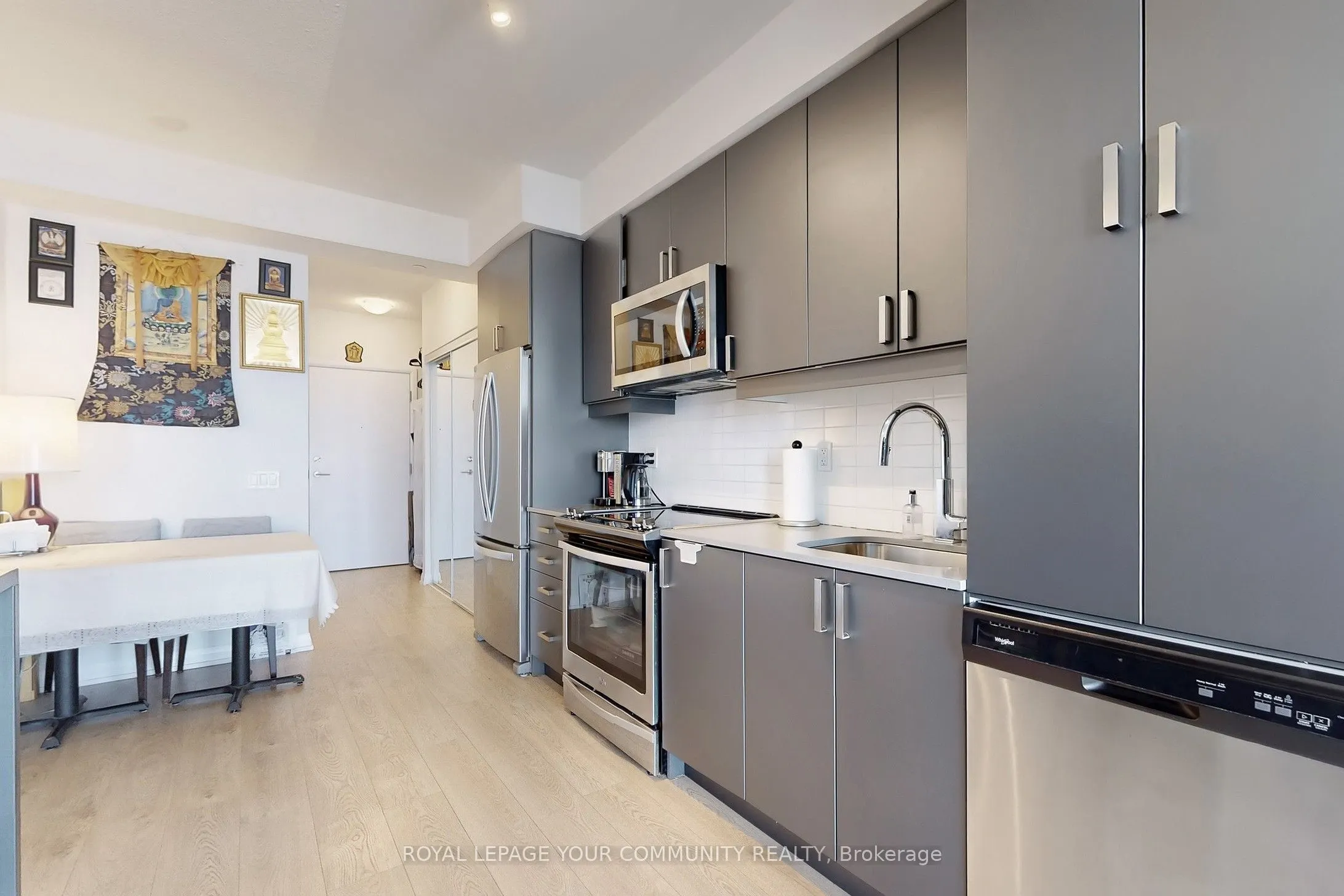 7895 Jane Street, #2918