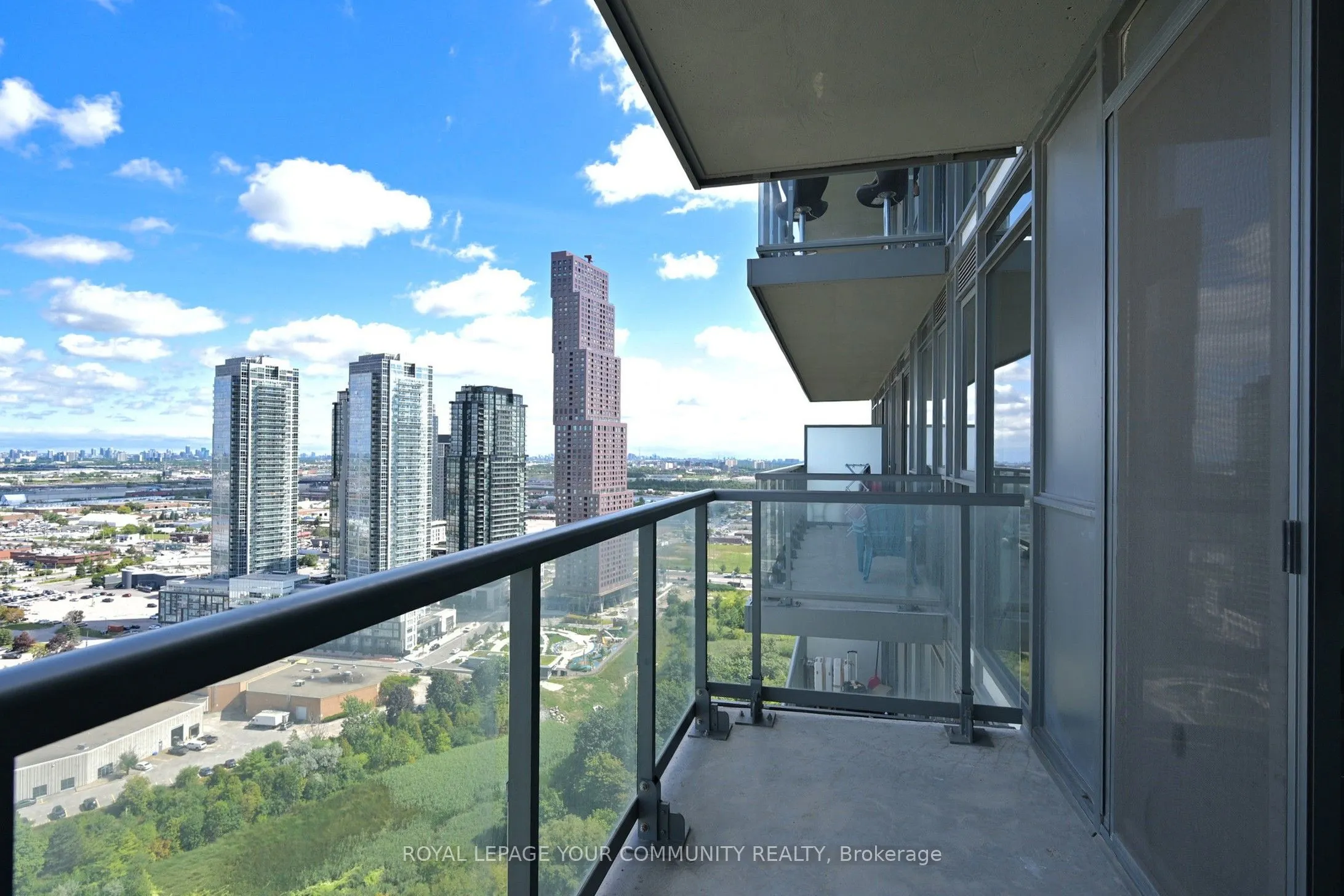 7895 Jane Street, #2918