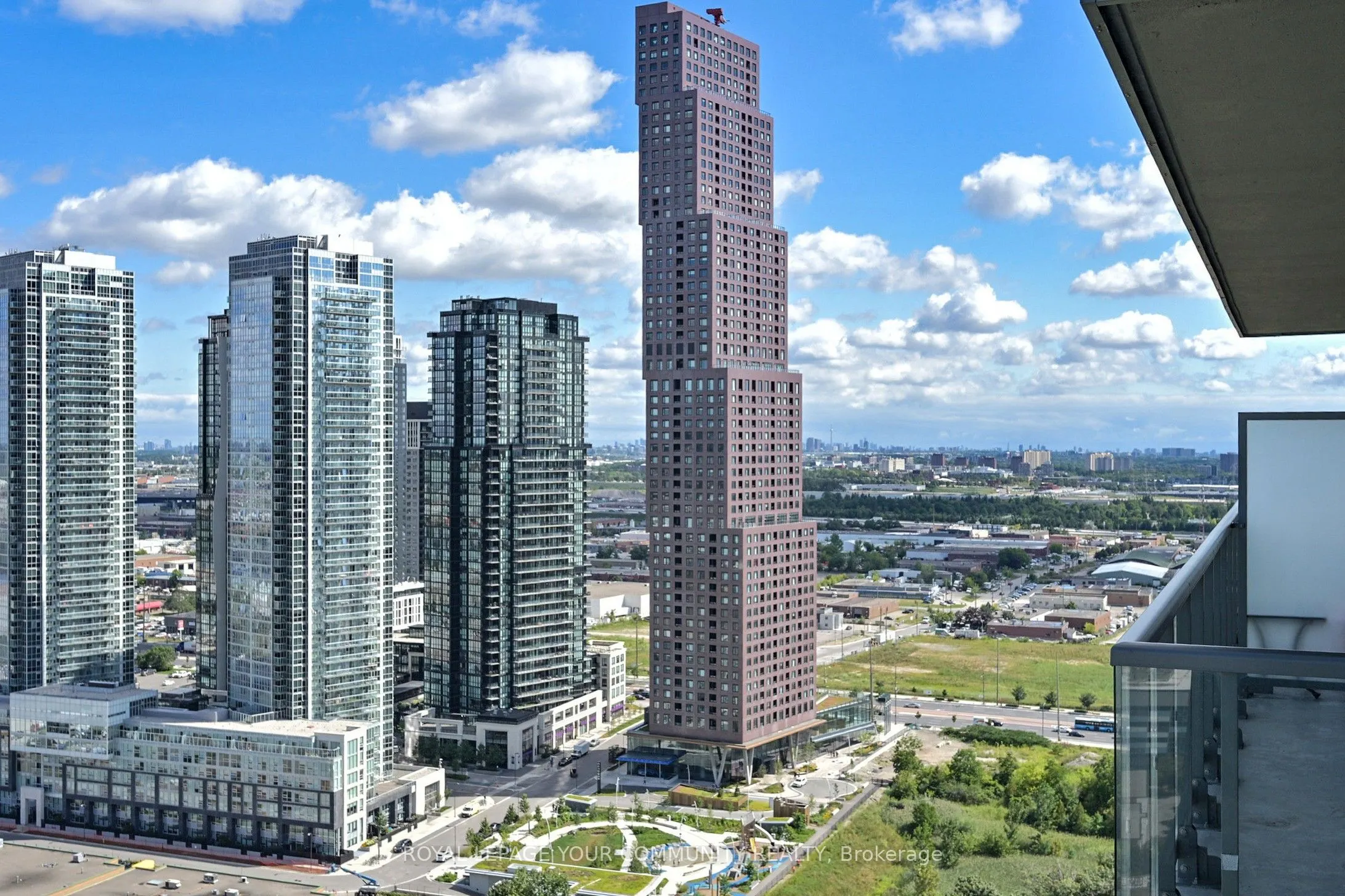 7895 Jane Street, #2918