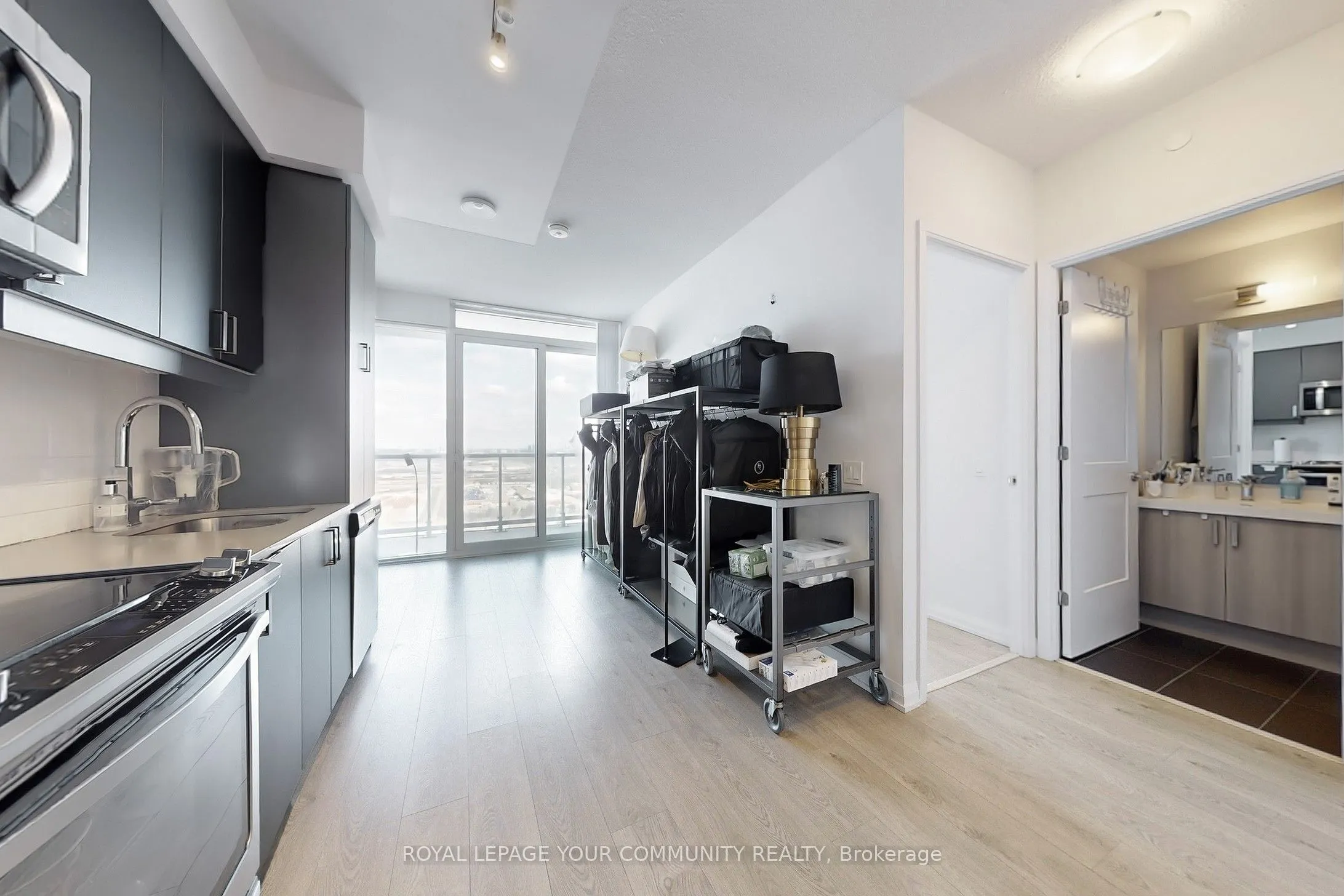 7895 Jane Street, #2918