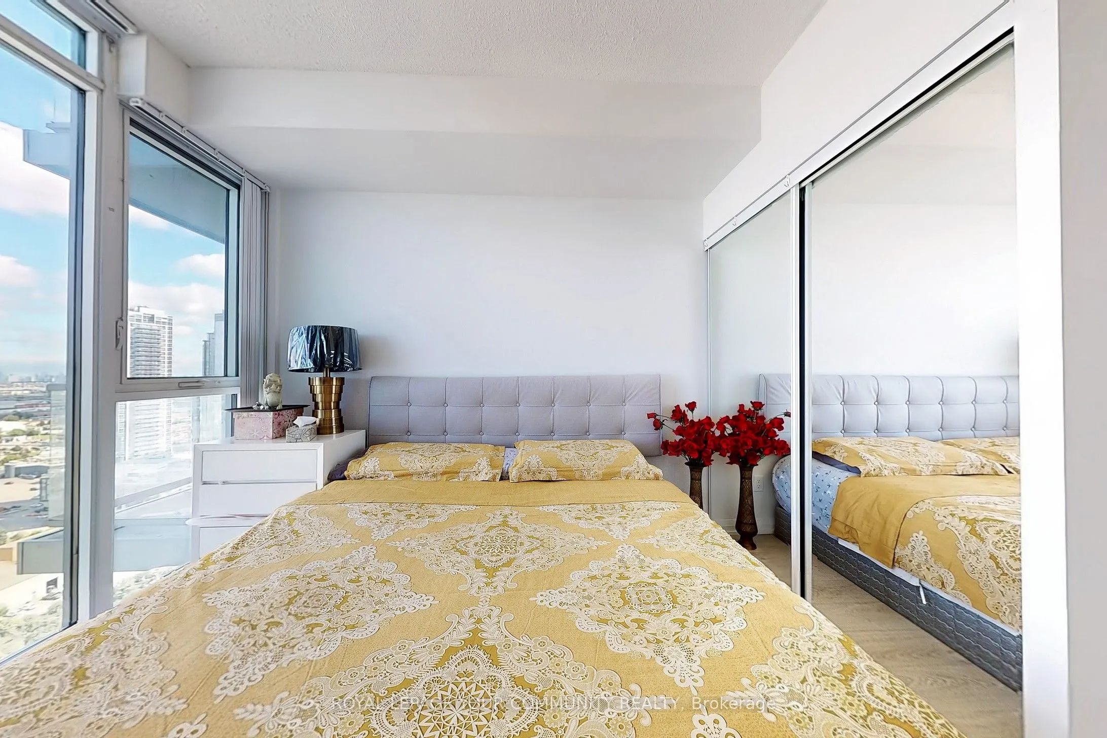 7895 Jane Street, #2918