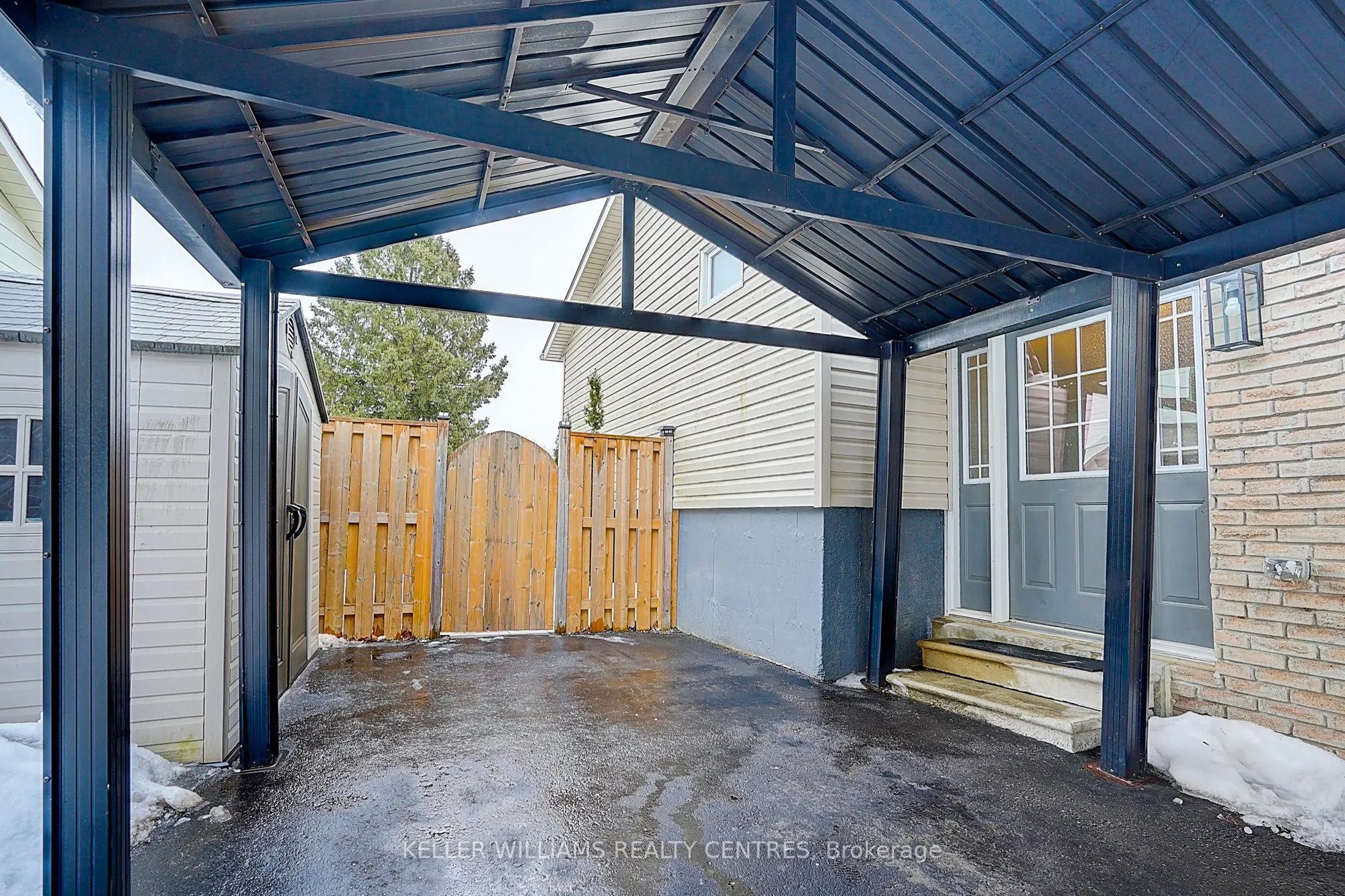 17 Sir Kay Drive