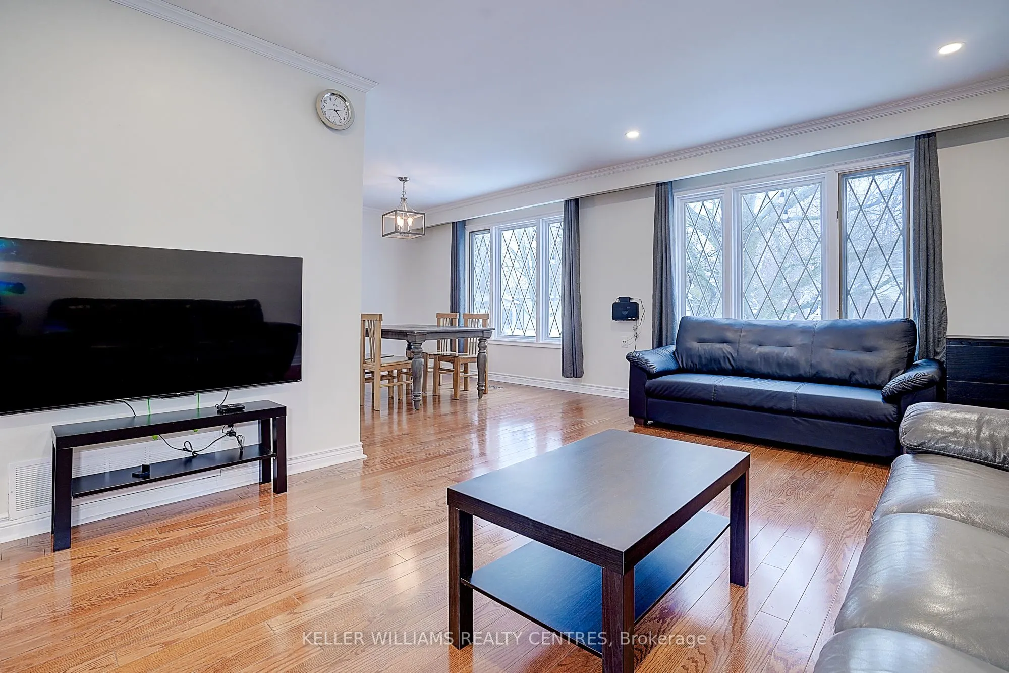 17 Sir Kay Drive
