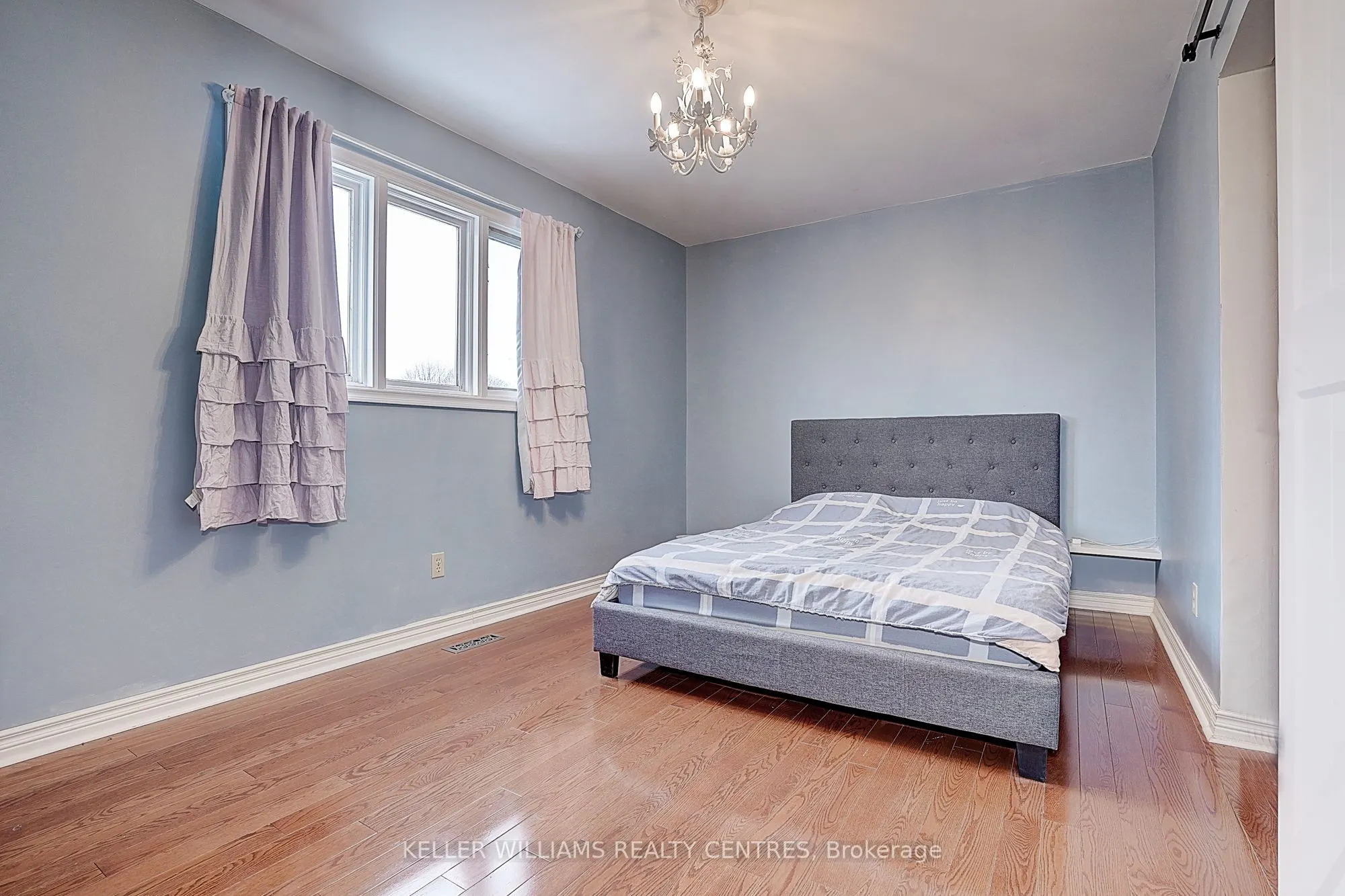 17 Sir Kay Drive