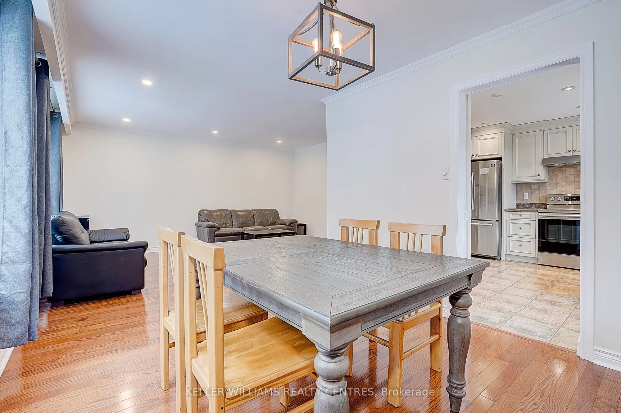 17 Sir Kay Drive