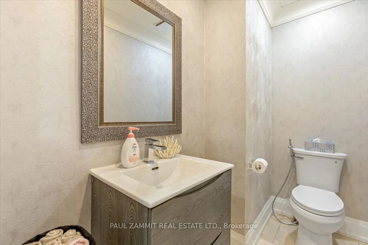 20 Ladyslipper Court
