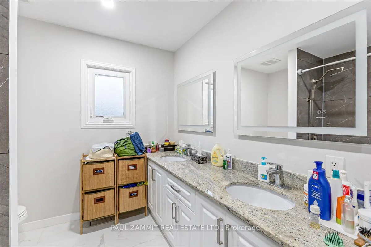20 Ladyslipper Court