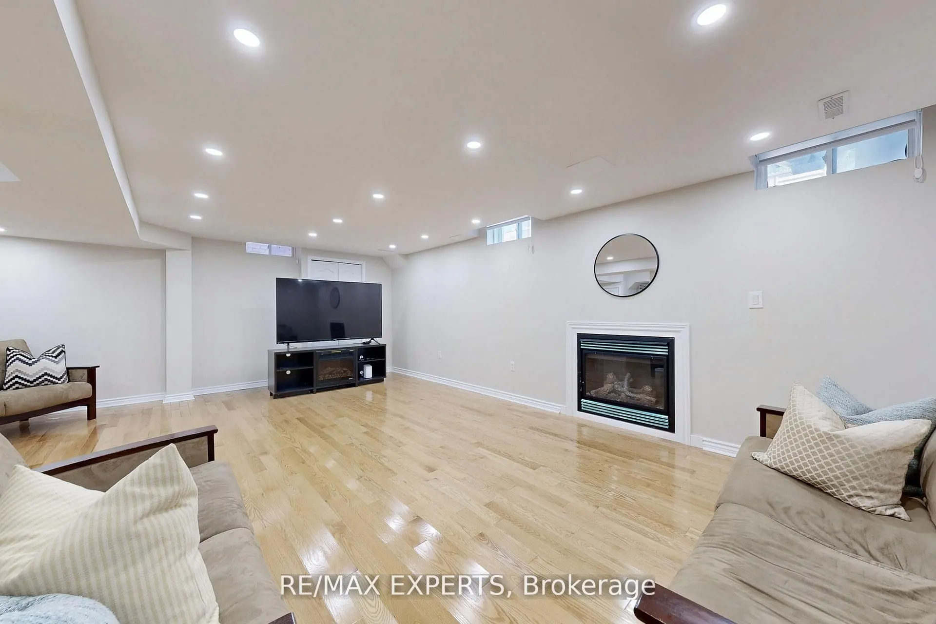 187 Hopecrest Road
