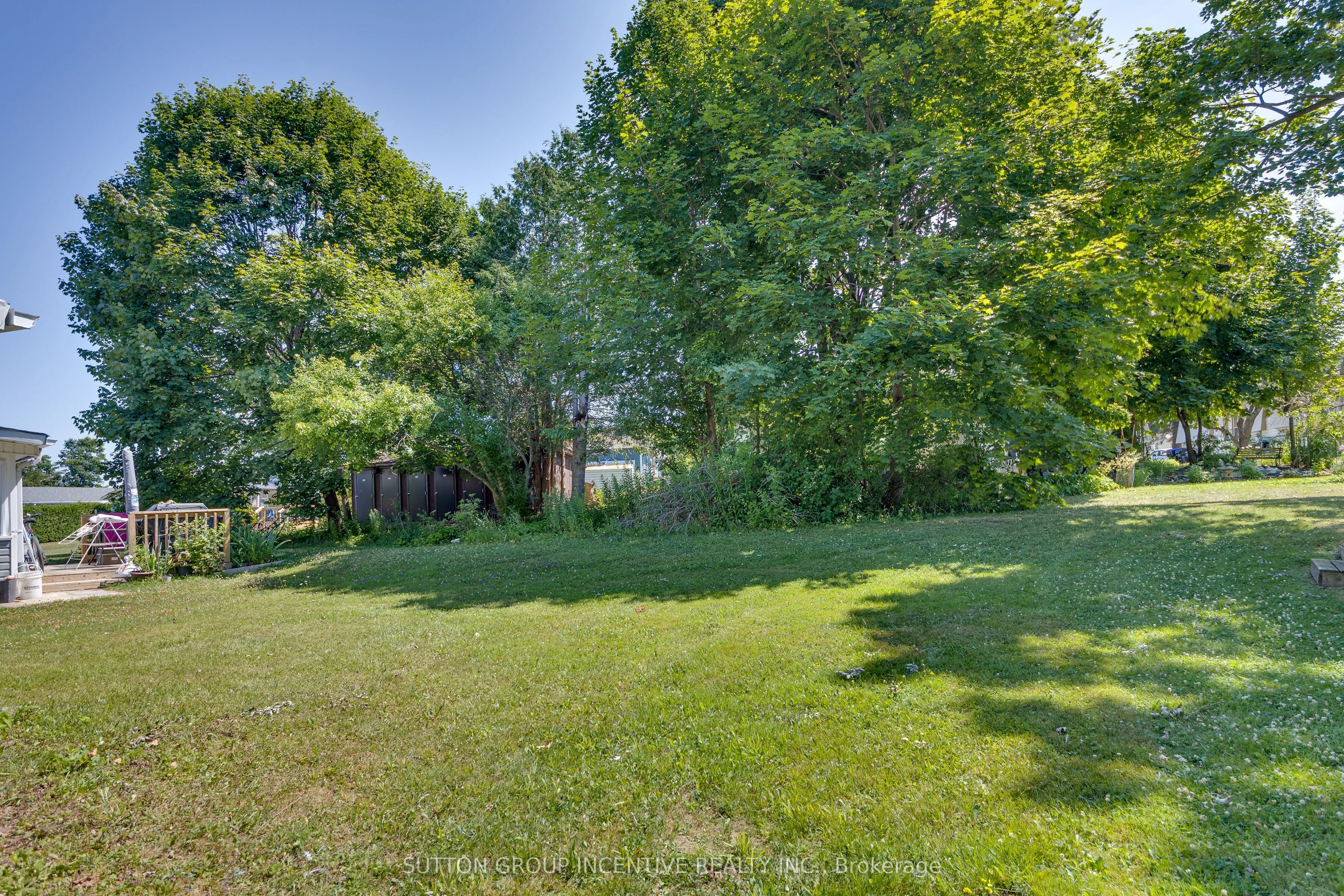 17 Weeping Willow Drive
