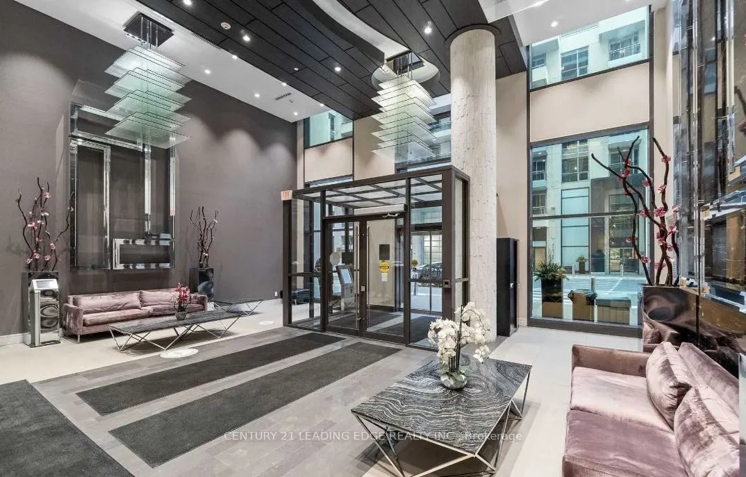9205 Yonge Street, #1001