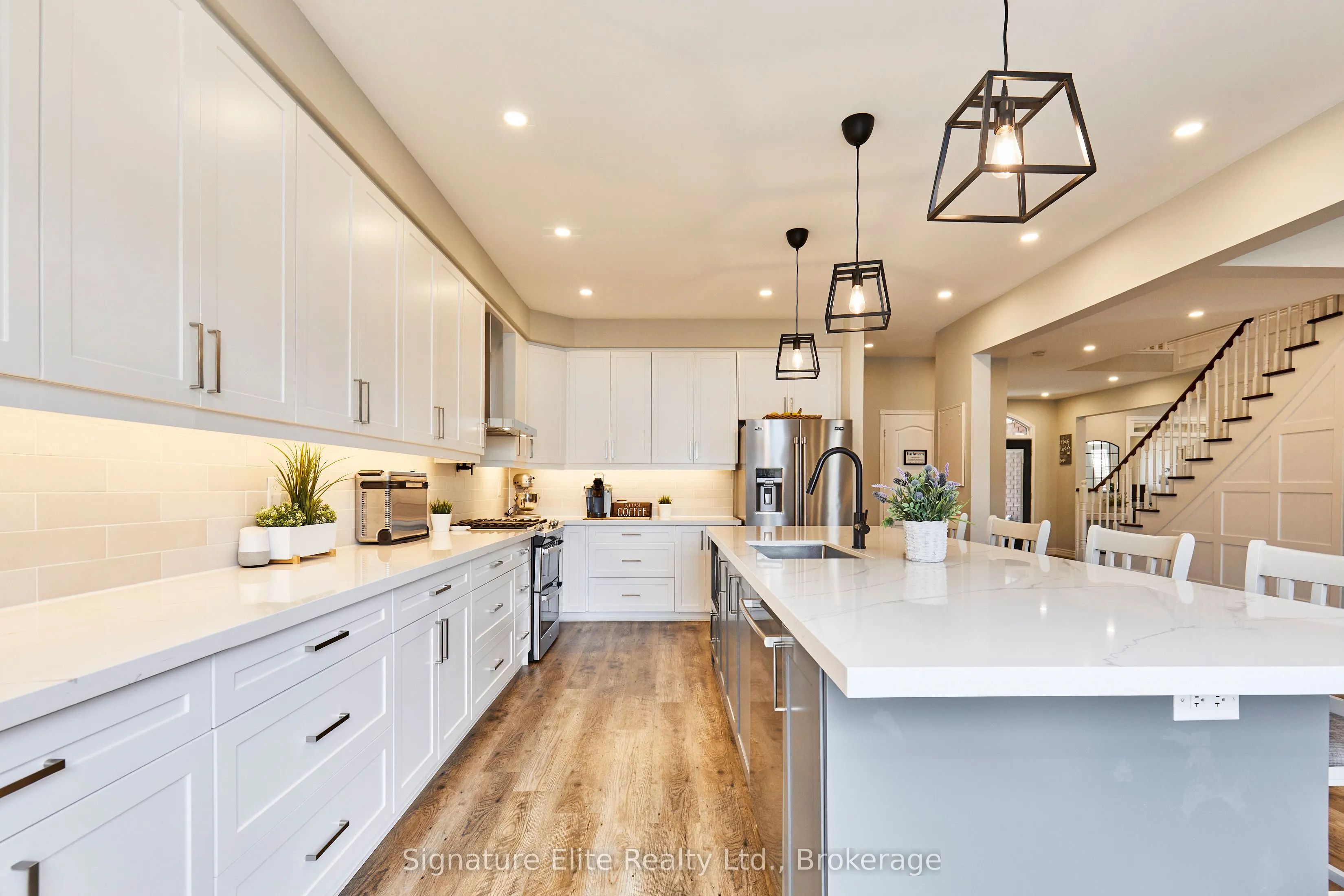 30 Confederation Drive