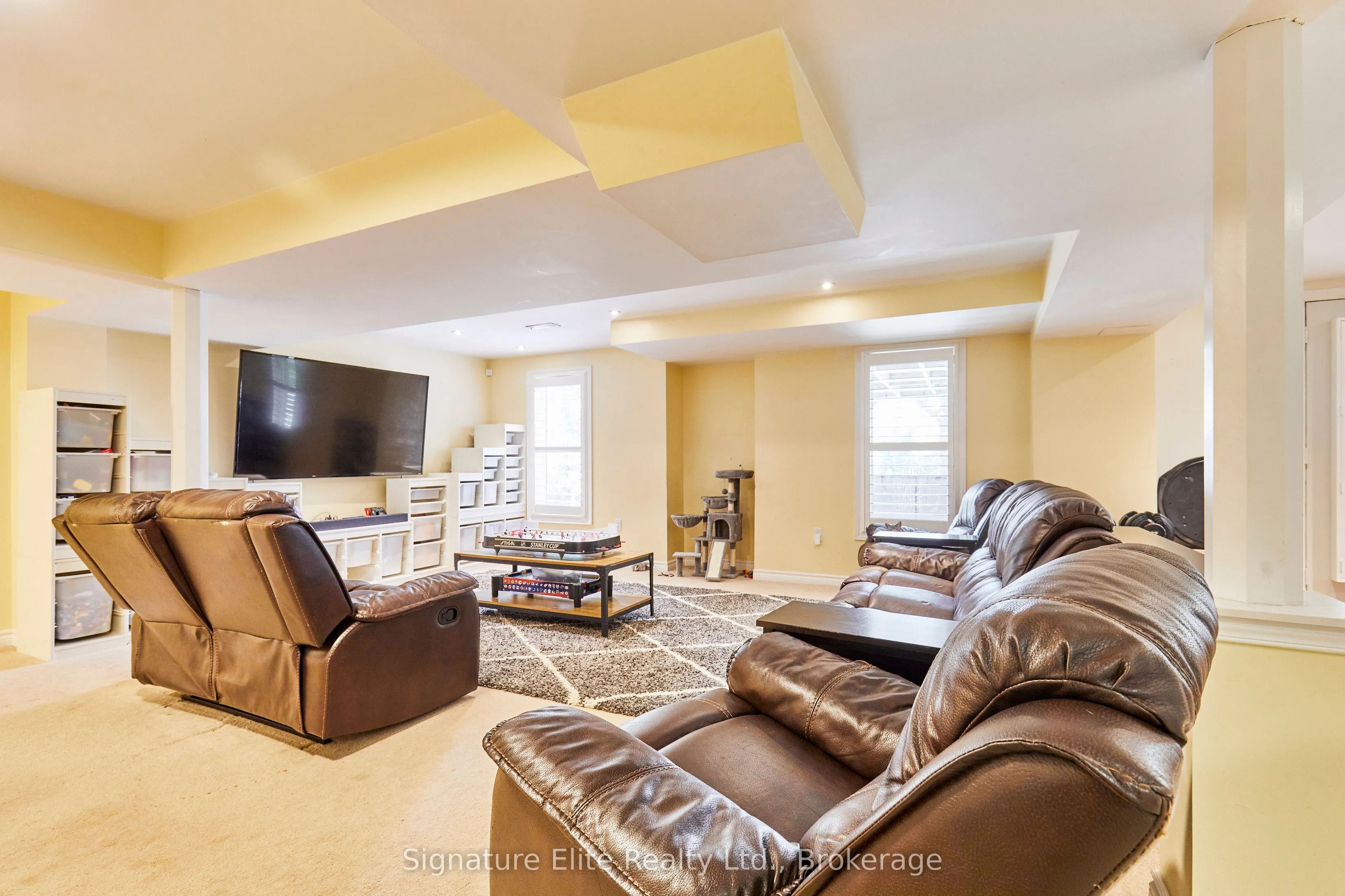 30 Confederation Drive