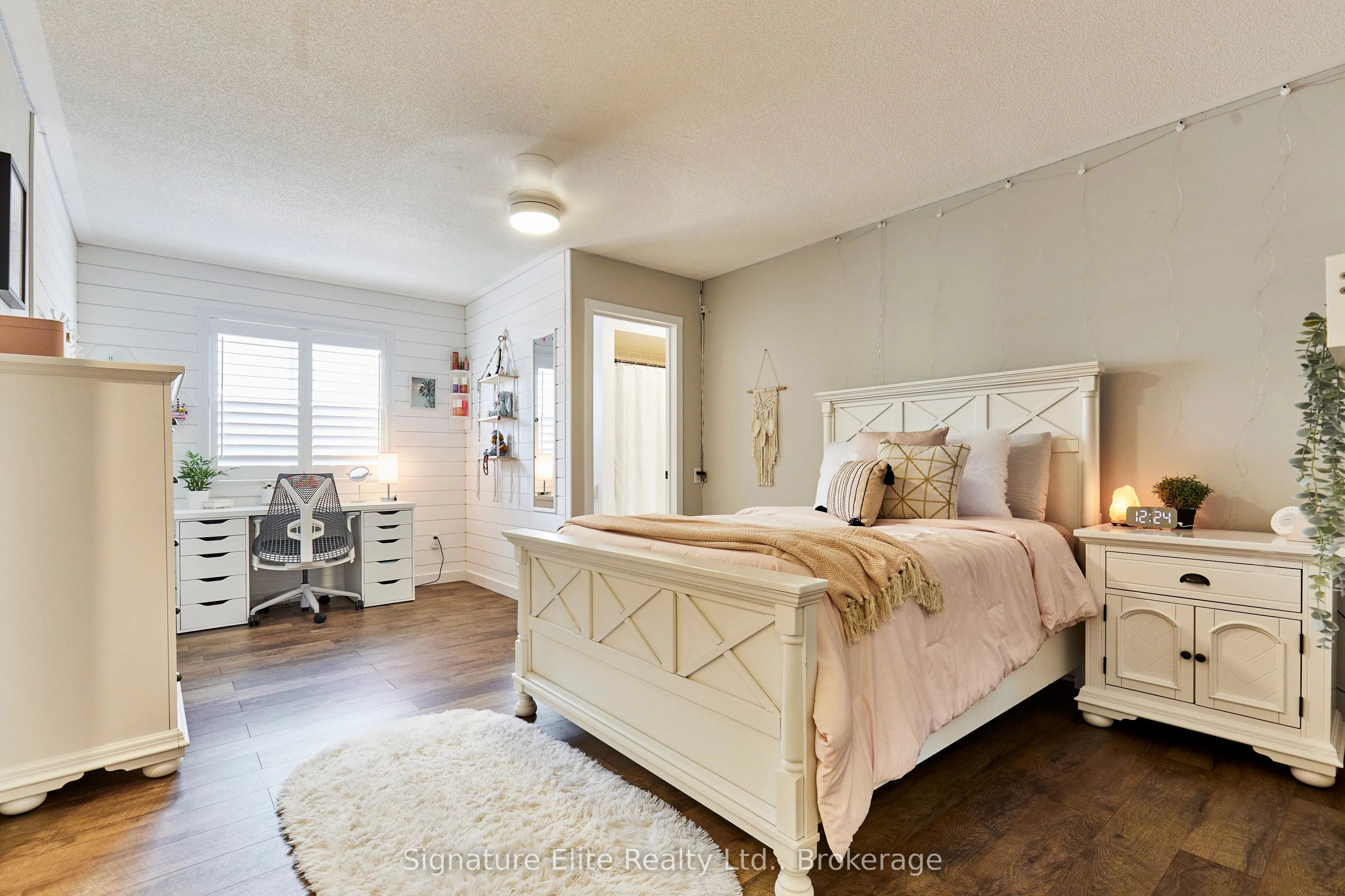 30 Confederation Drive
