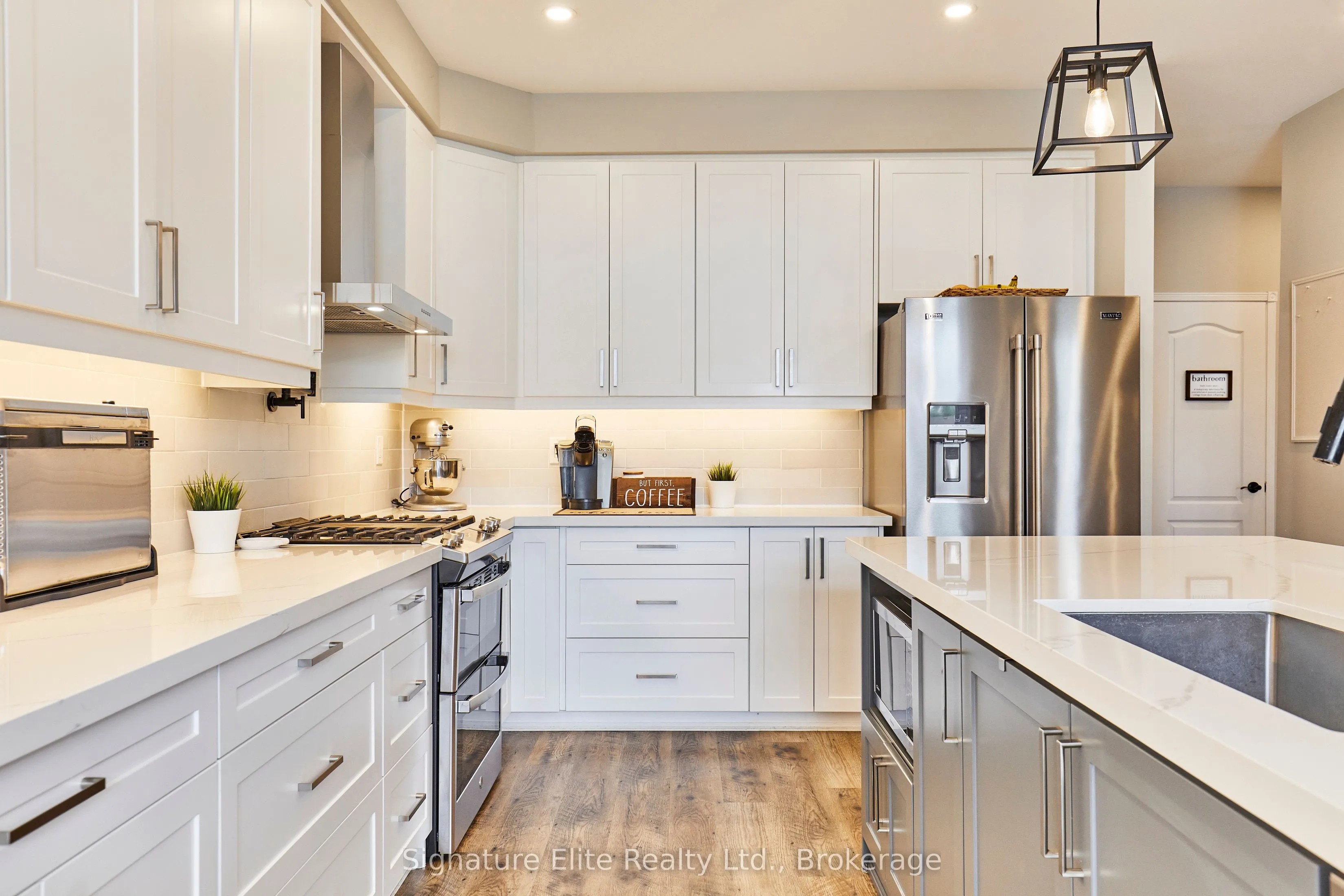 30 Confederation Drive