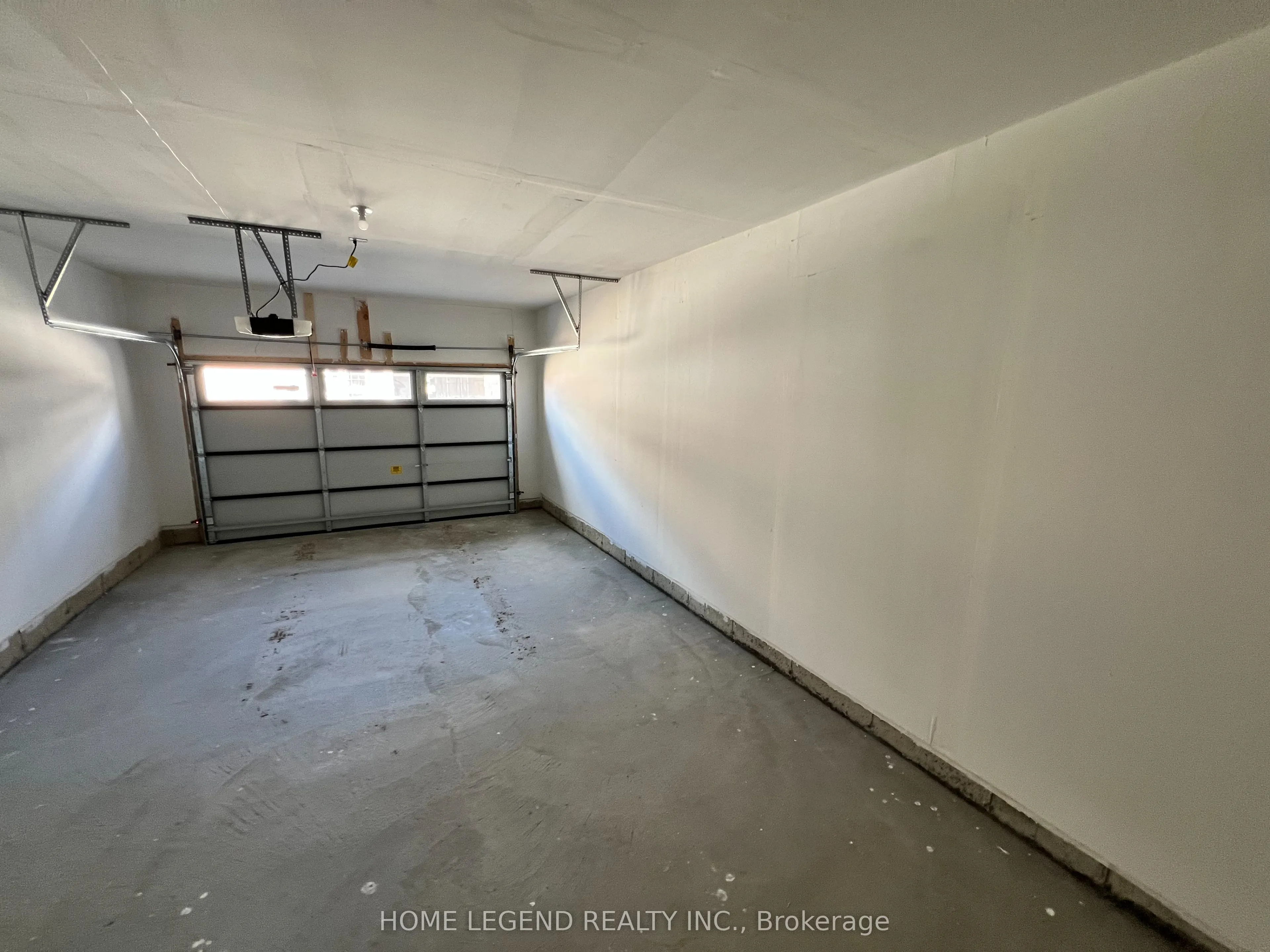 183 Berczy Green Drive